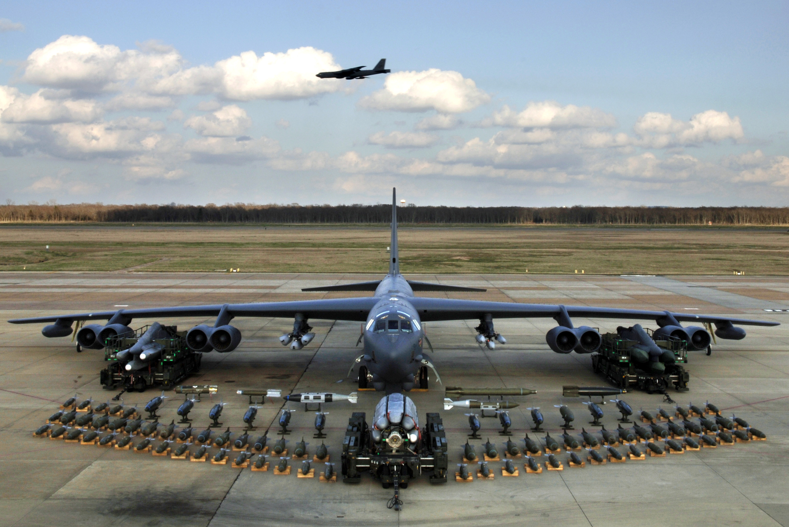 2994x1998 What B-52 Bombers and Old Rocket Launchers Have In Common