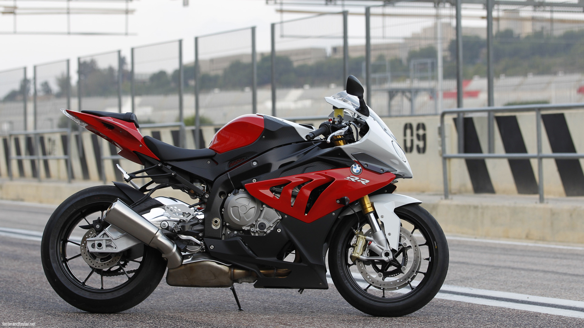 1920x1080 BMW S1000RR Red