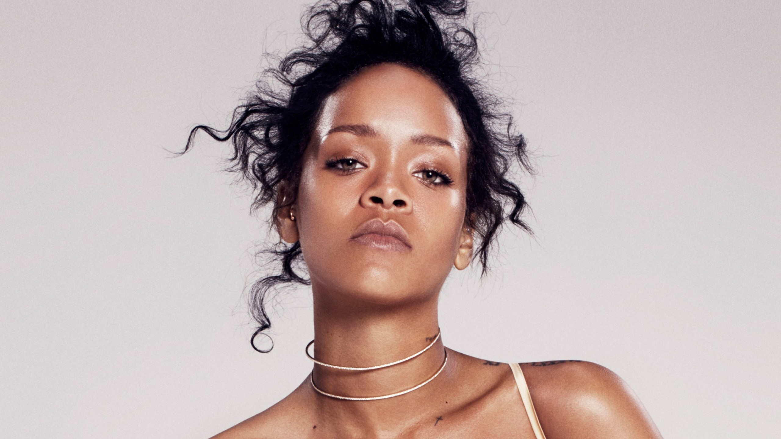 Rihanna HD Wallpaper 2018.