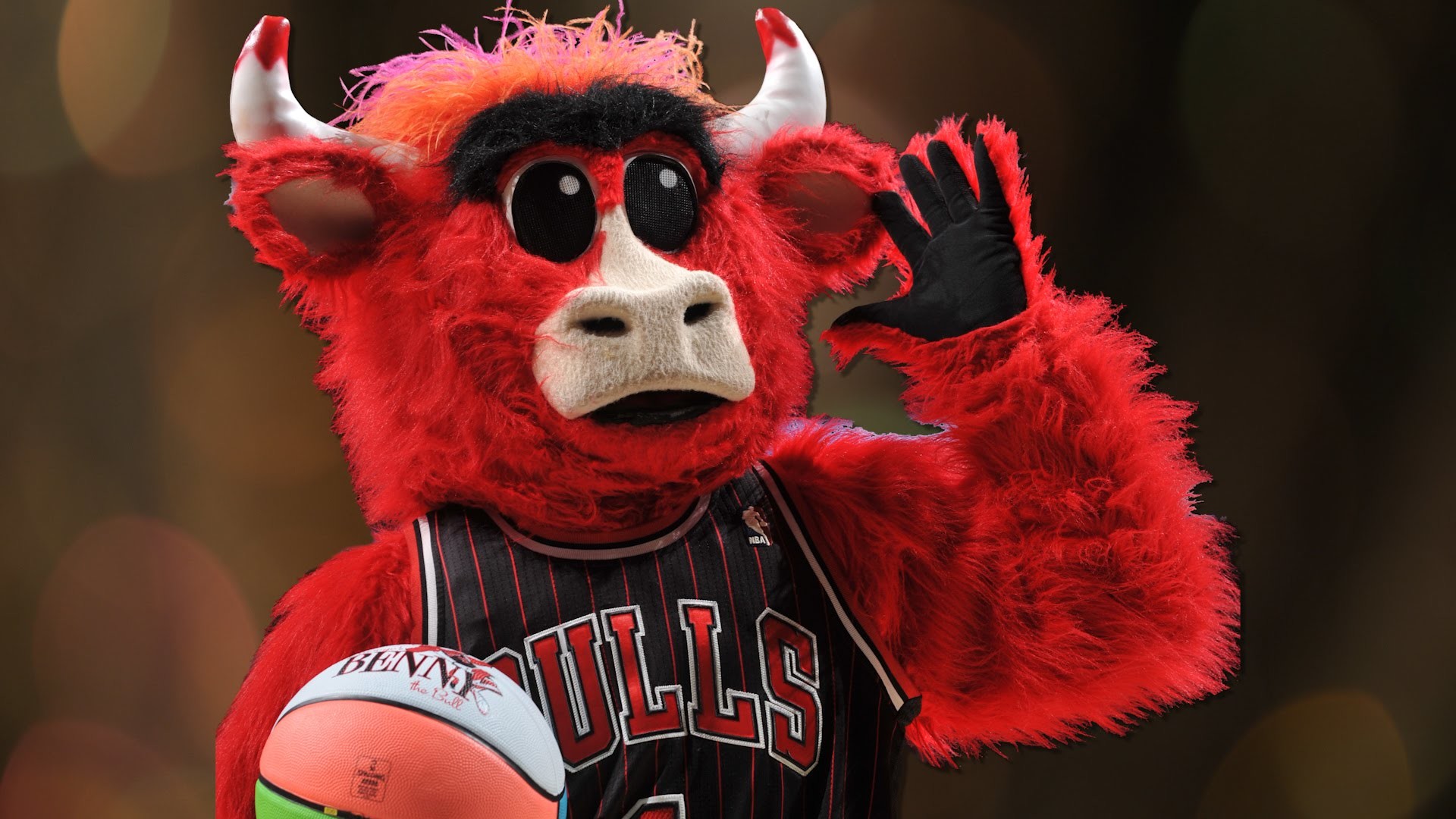 1920x1080 An NBA mascot made the best shot of opening night thanks to lucky bounce -  YouTube