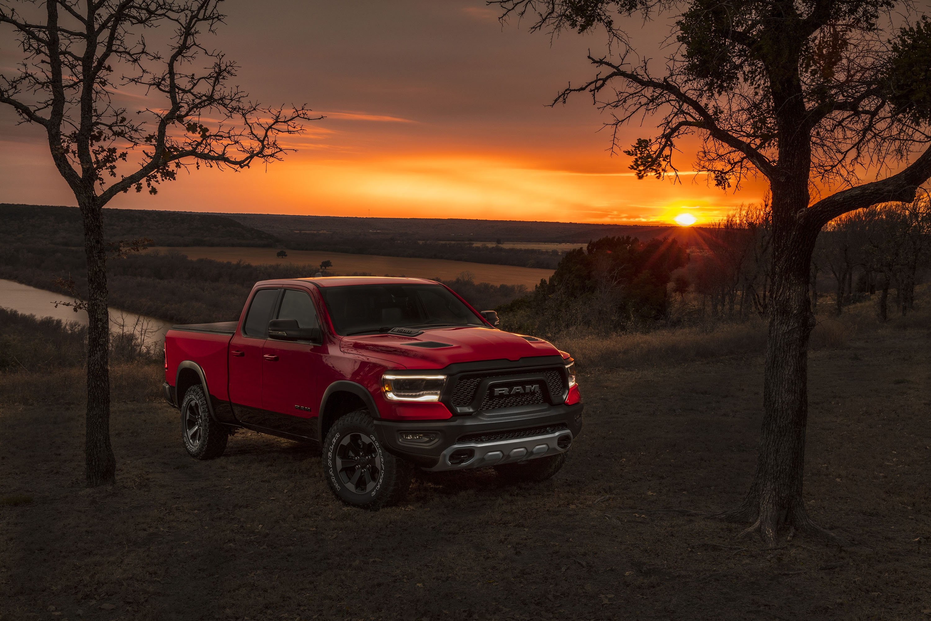 3000x2000 Wallpaper of the Day: 2019 Ram 1500