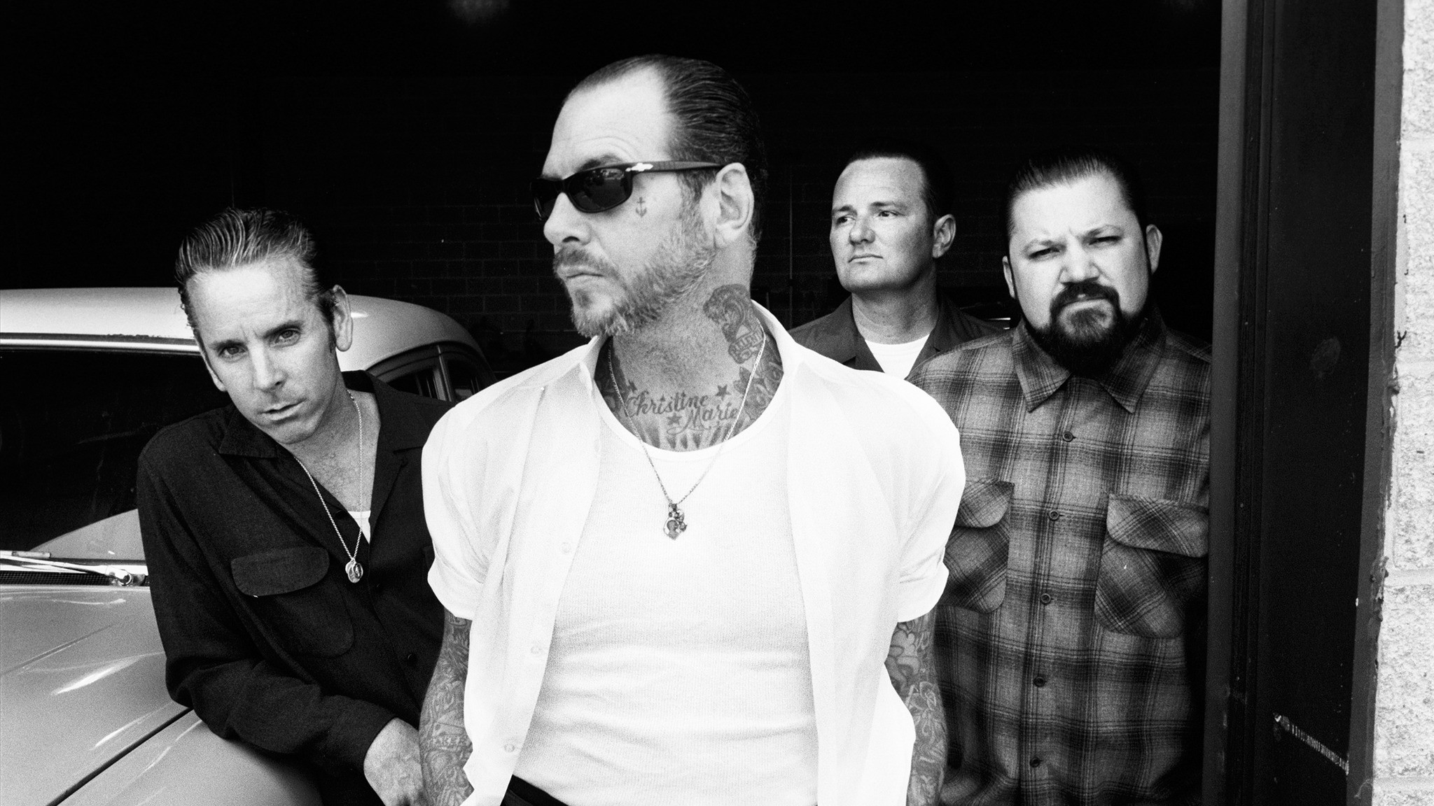 2048x1152 Social Distortion (Sold Out)