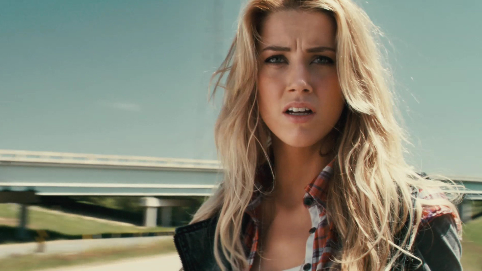 1920x1080 Amber Heard Drive Angry 33 High Resolution Wallpaper ImgX Wallpapers  
