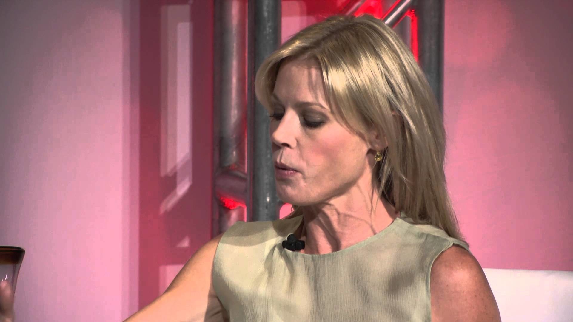1920x1080 Julie Bowen on Her Hatred of Table Reads