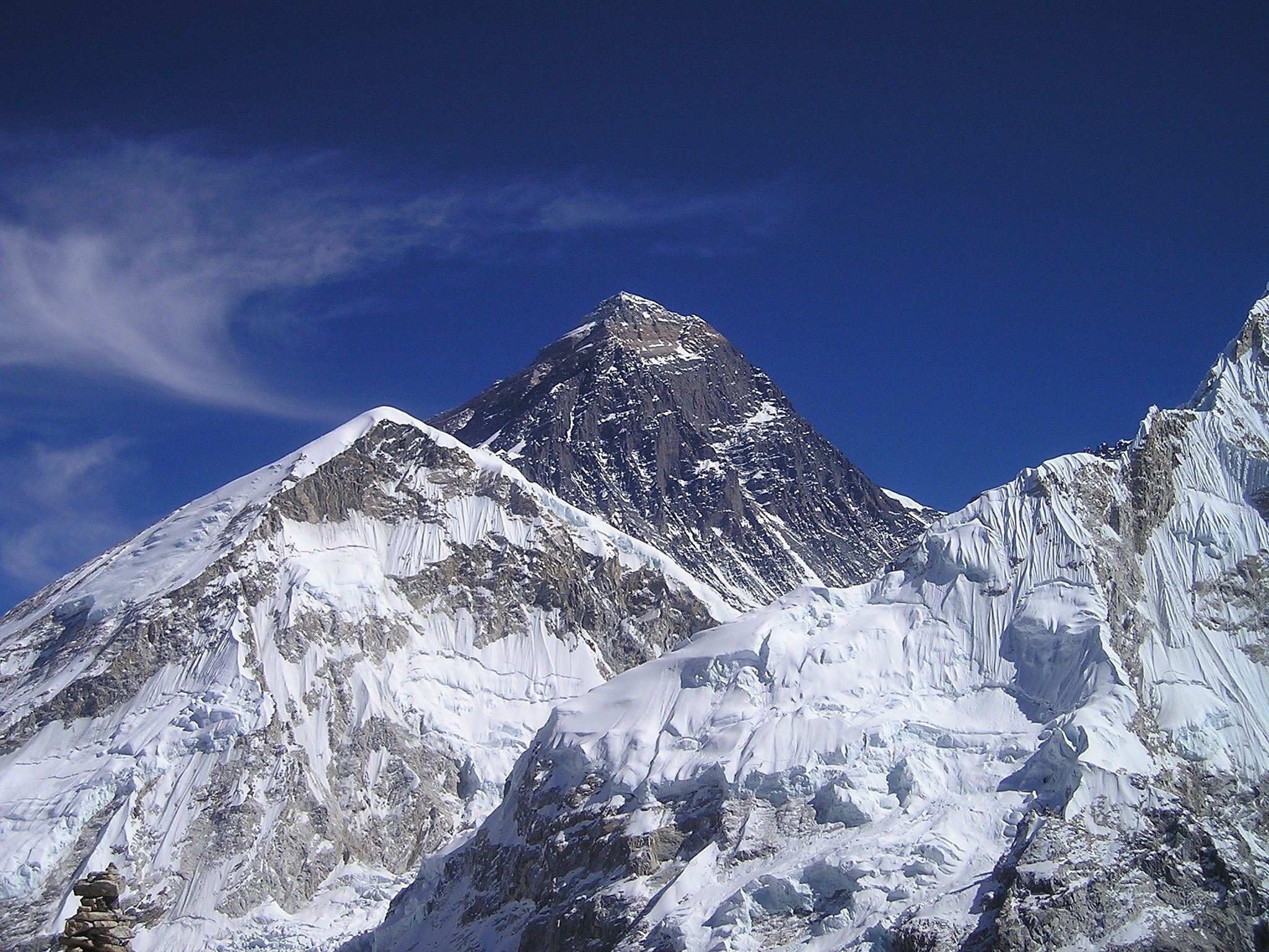 2048x1536 Mount Everest wallpaper .