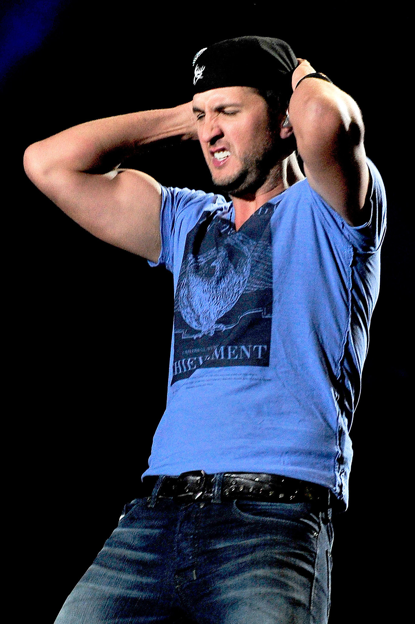 1365x2048 Because Luke Bryan literally just made me pass out.
