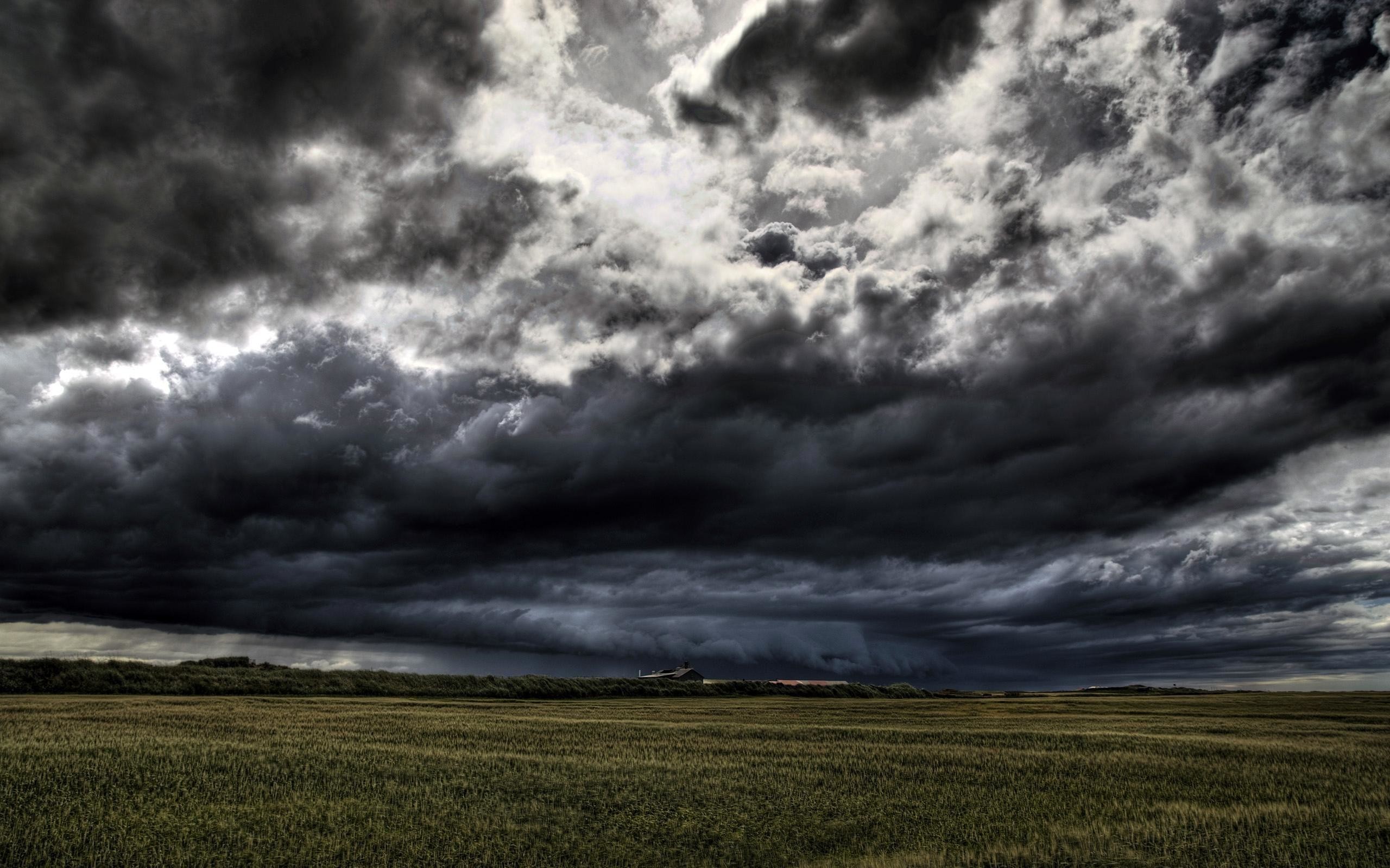 2560x1600 Dark clouds from clear sky suddenly theme wallpaper free desktop .