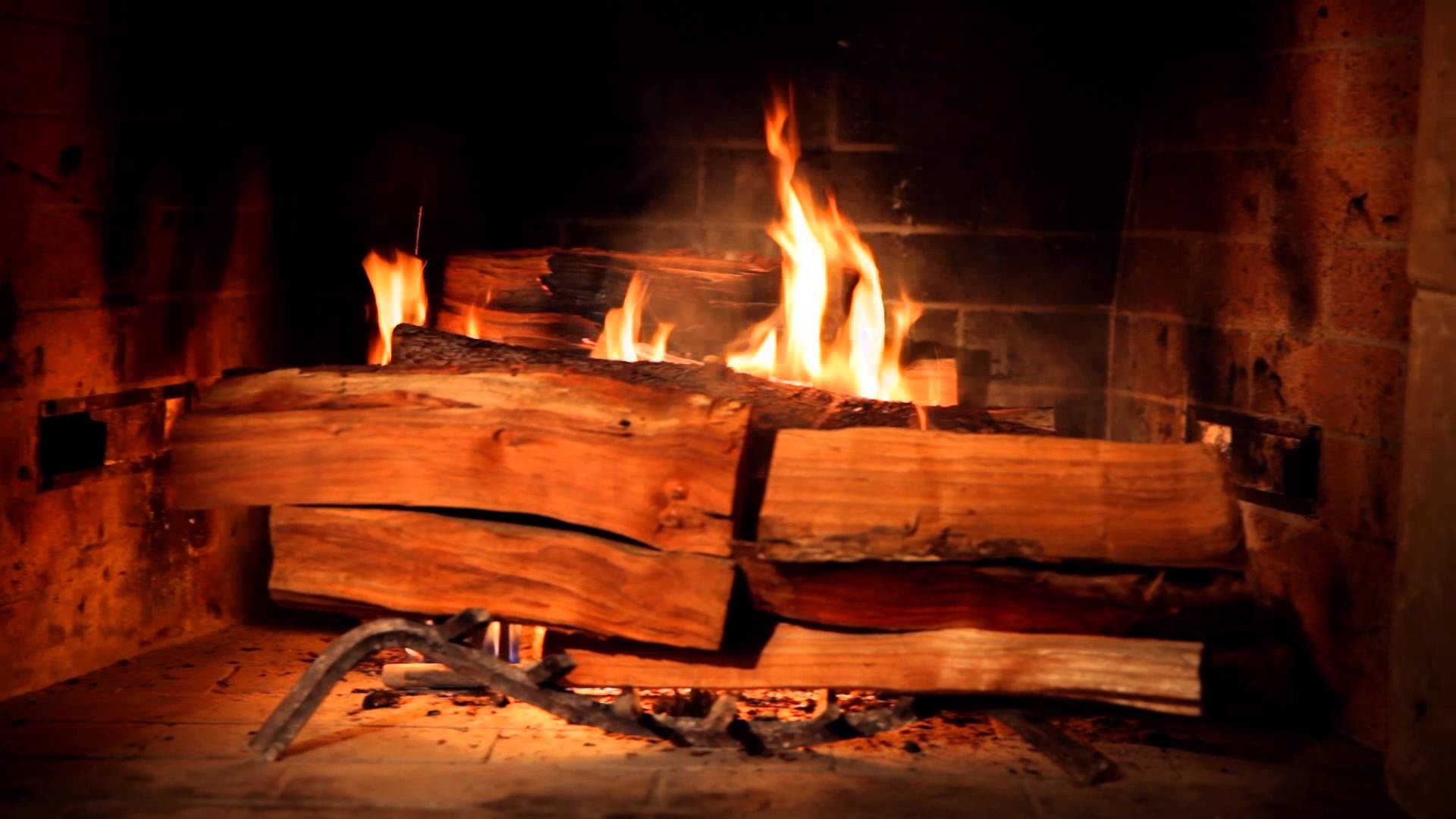 1920x1080 Fireplace for Your Home, Hour-Long Videos of Crackling Fireplaces on Netflix