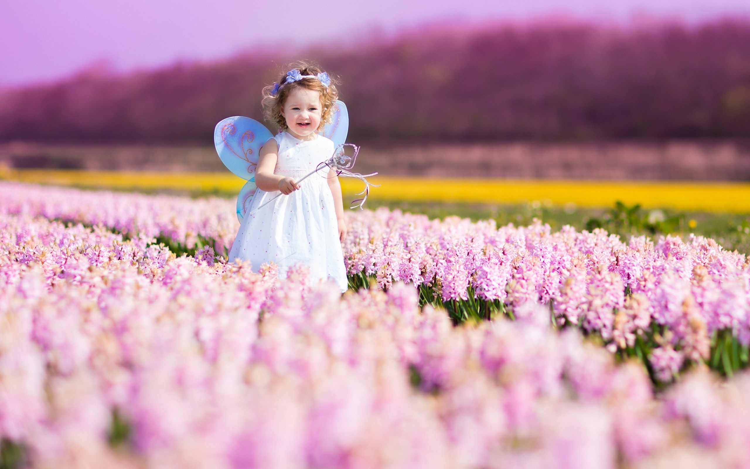 2560x1600 Little Fairy Cute Girl Wallpaper HD Download For Desktop