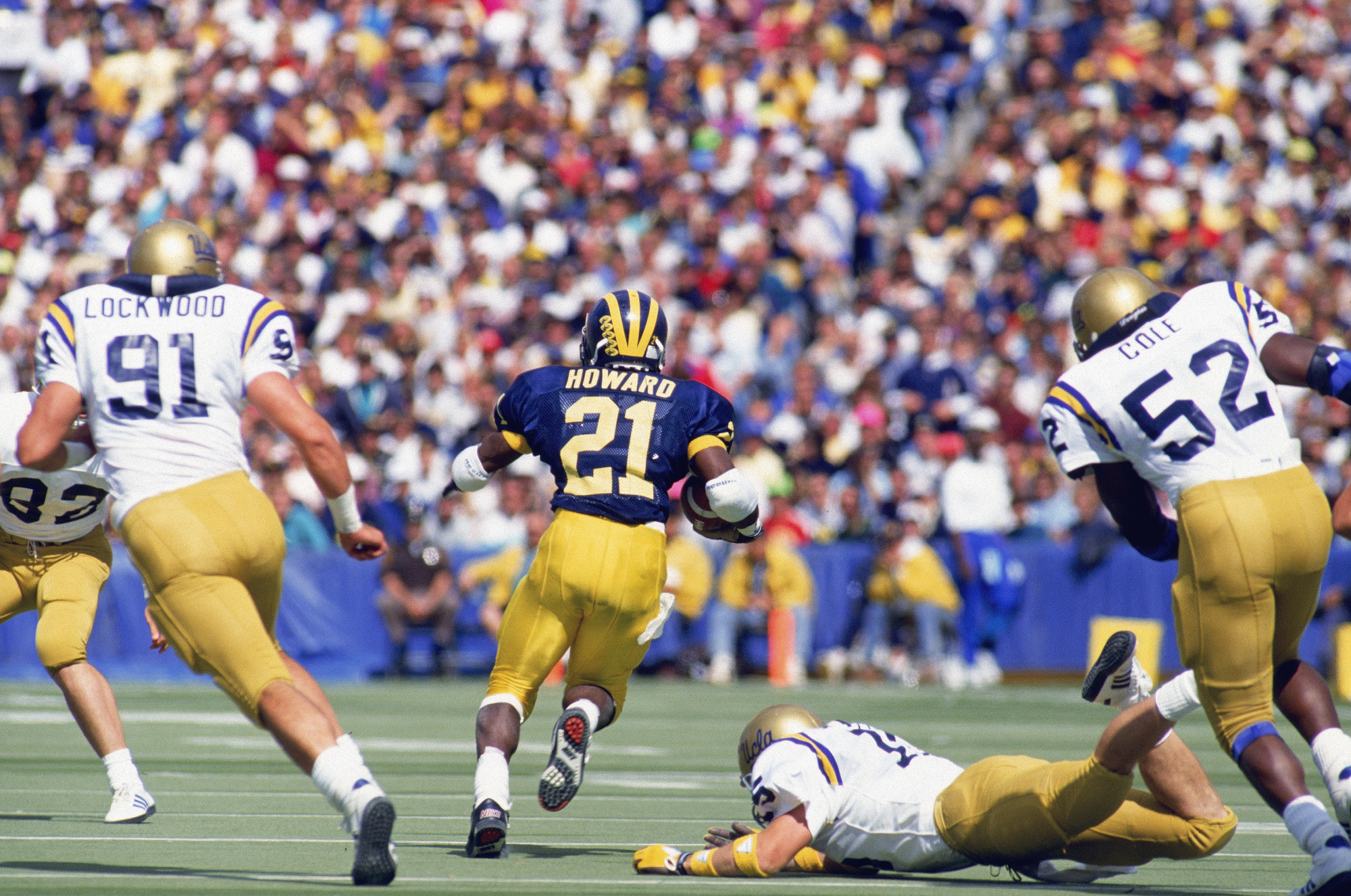 2000x1327 Desmond Howard again Nope that's Charles Woodson I can't read