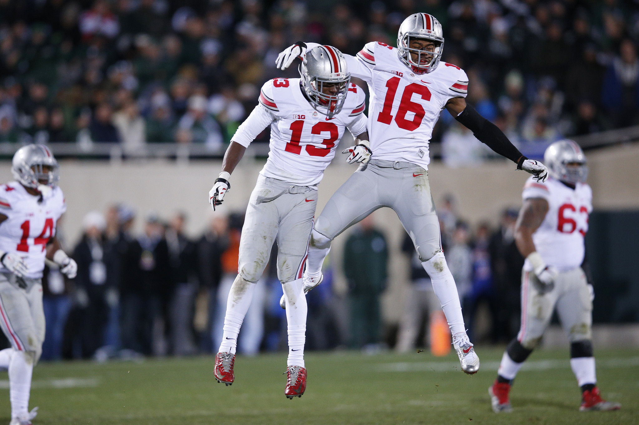 2048x1365 Thumbnail for J.T. Barrett and Ohio State keep focus in 49-37 victory