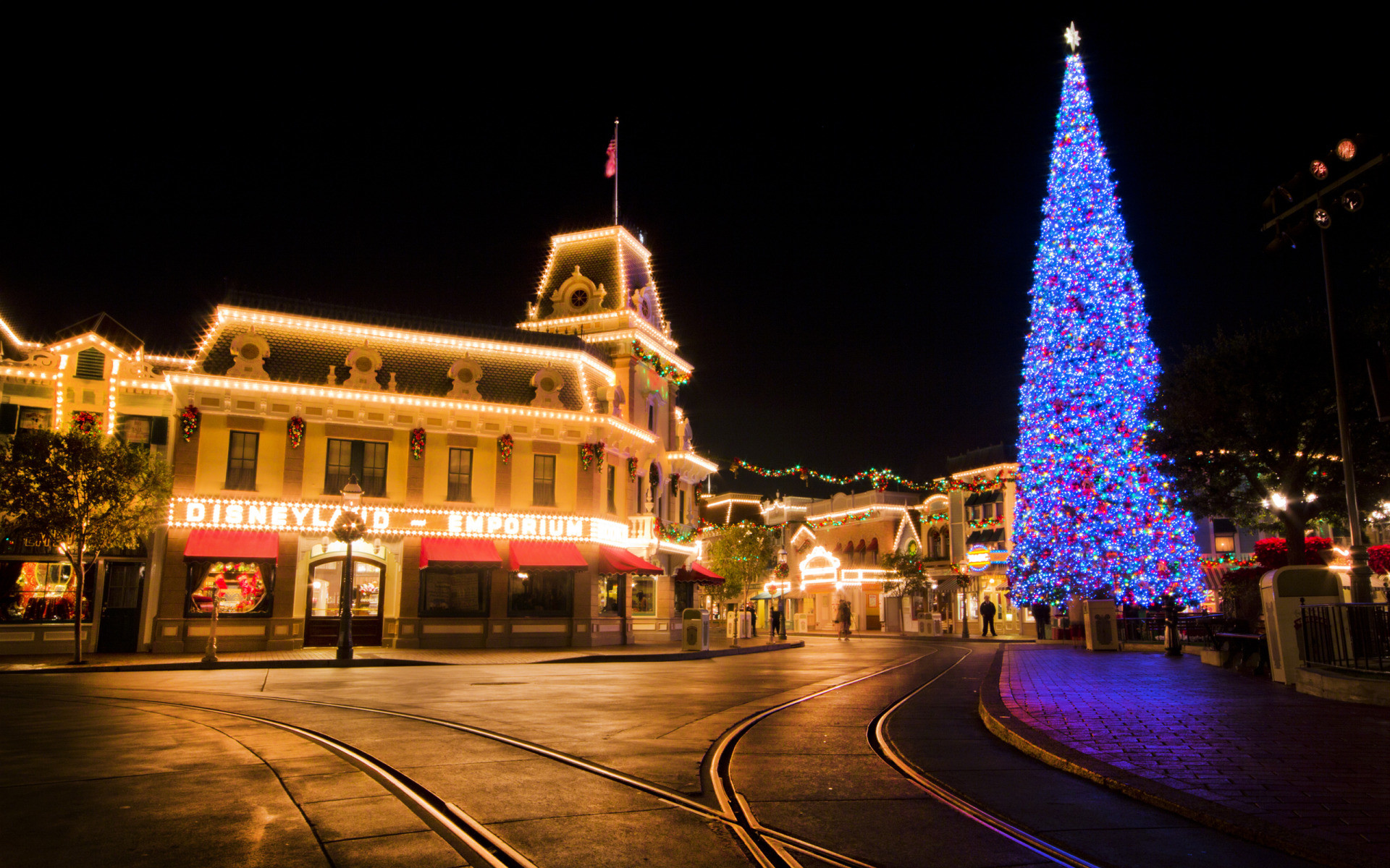 1920x1200 Disneyland Christmas