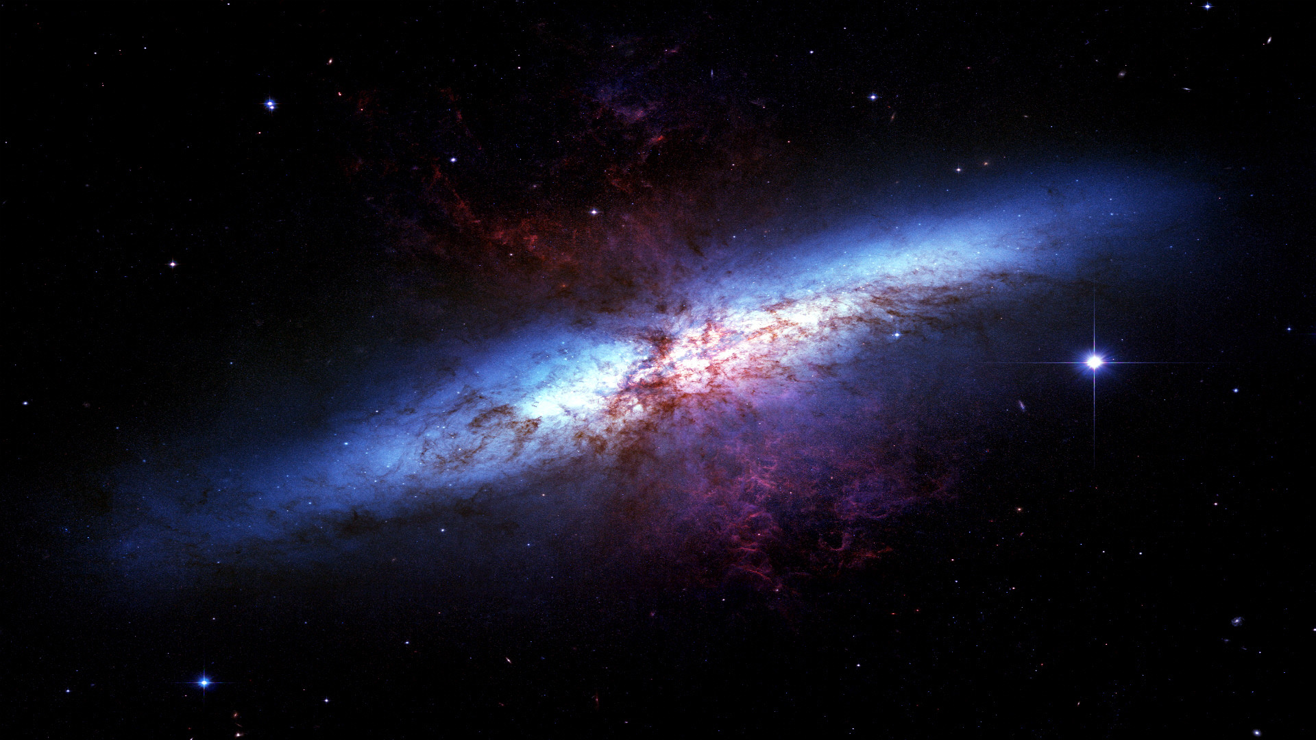1920x1080 m82__galaxy_with_a_supergalactic_wind_by_coolhanddude-d4uagiq