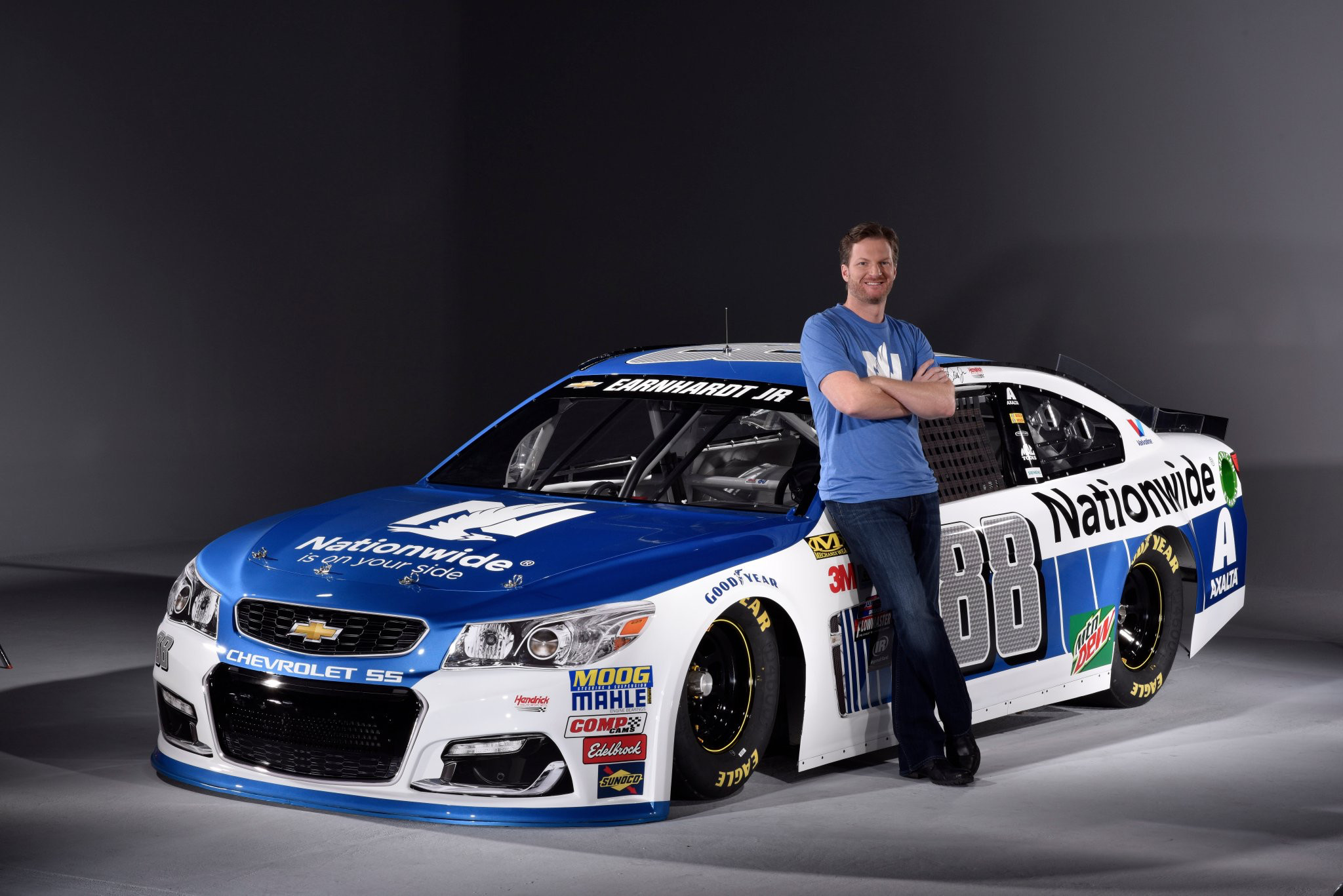 2048x1367 Dale Earnhardt Jr and his 88 Nationwide 2017 car