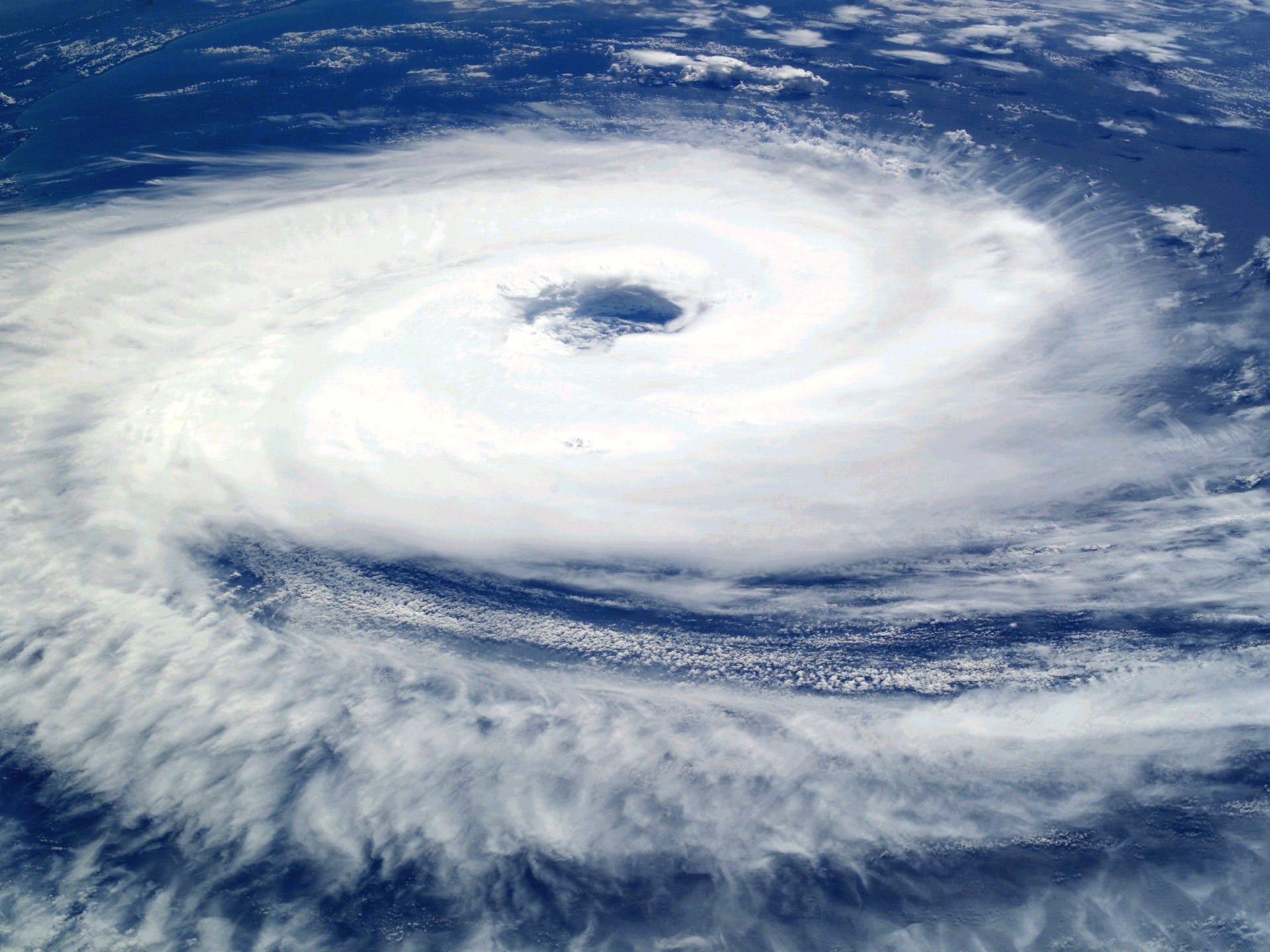 1920x1440 Hurricane Wallpaper Space Nature Wallpapers