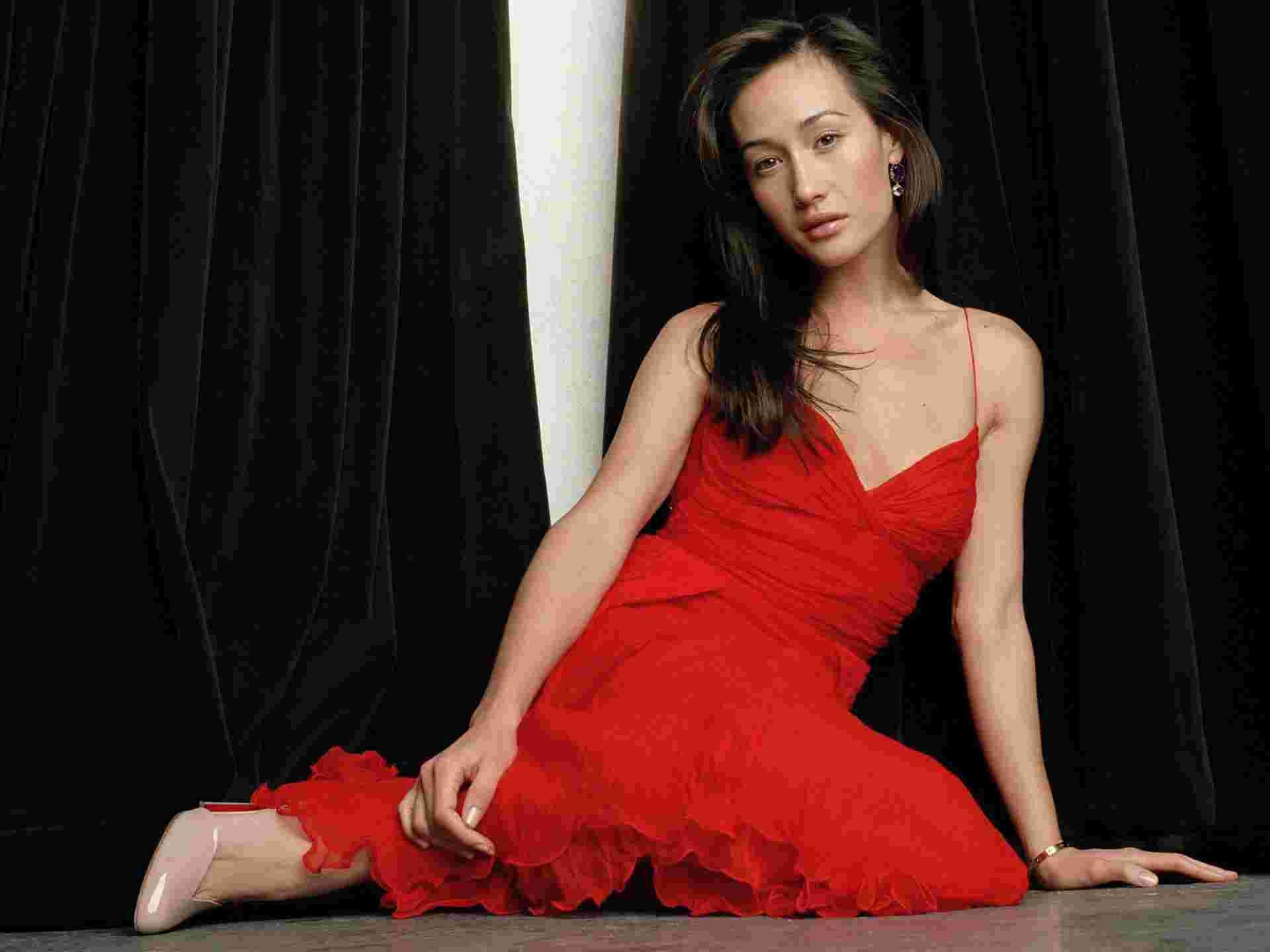 1920x1440 Another Wallpaper of Maggie Q