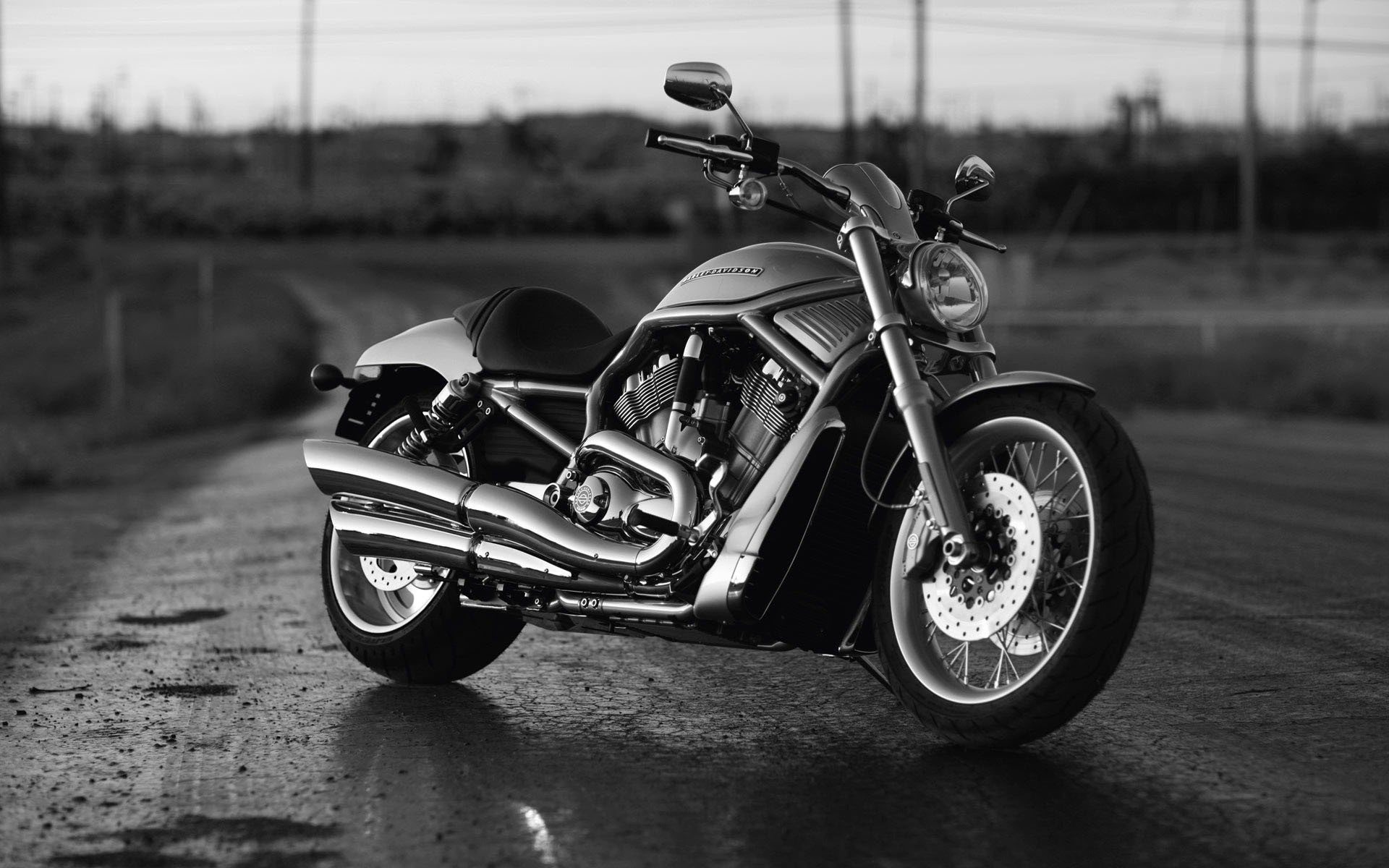1920x1200 Harley Davidson V-Rod Night Rod Spec