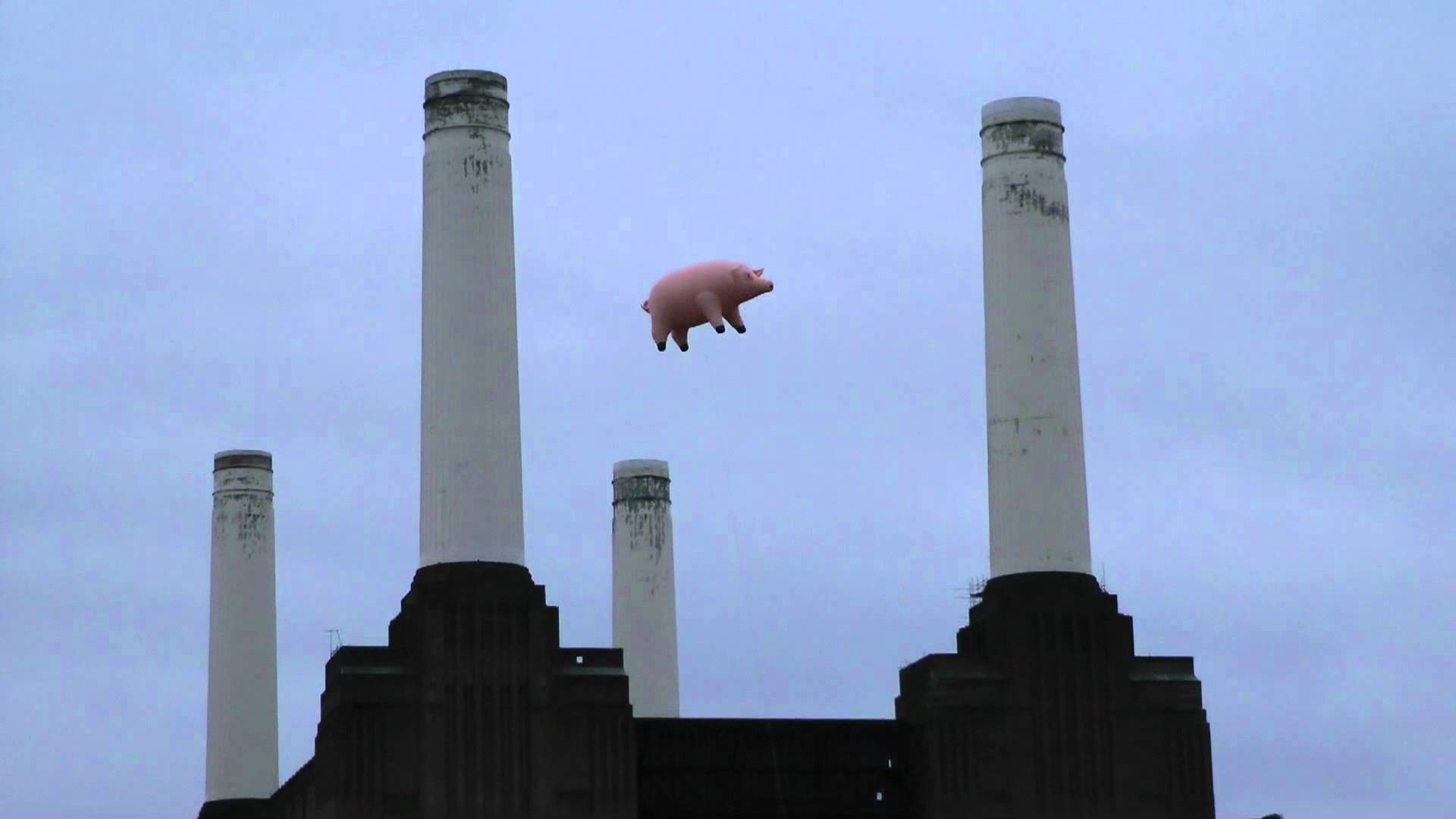 1920x1080 Pink Floyd-Pigs Do Fly(Battersea Power Station London 26/09/2011) - YouTube