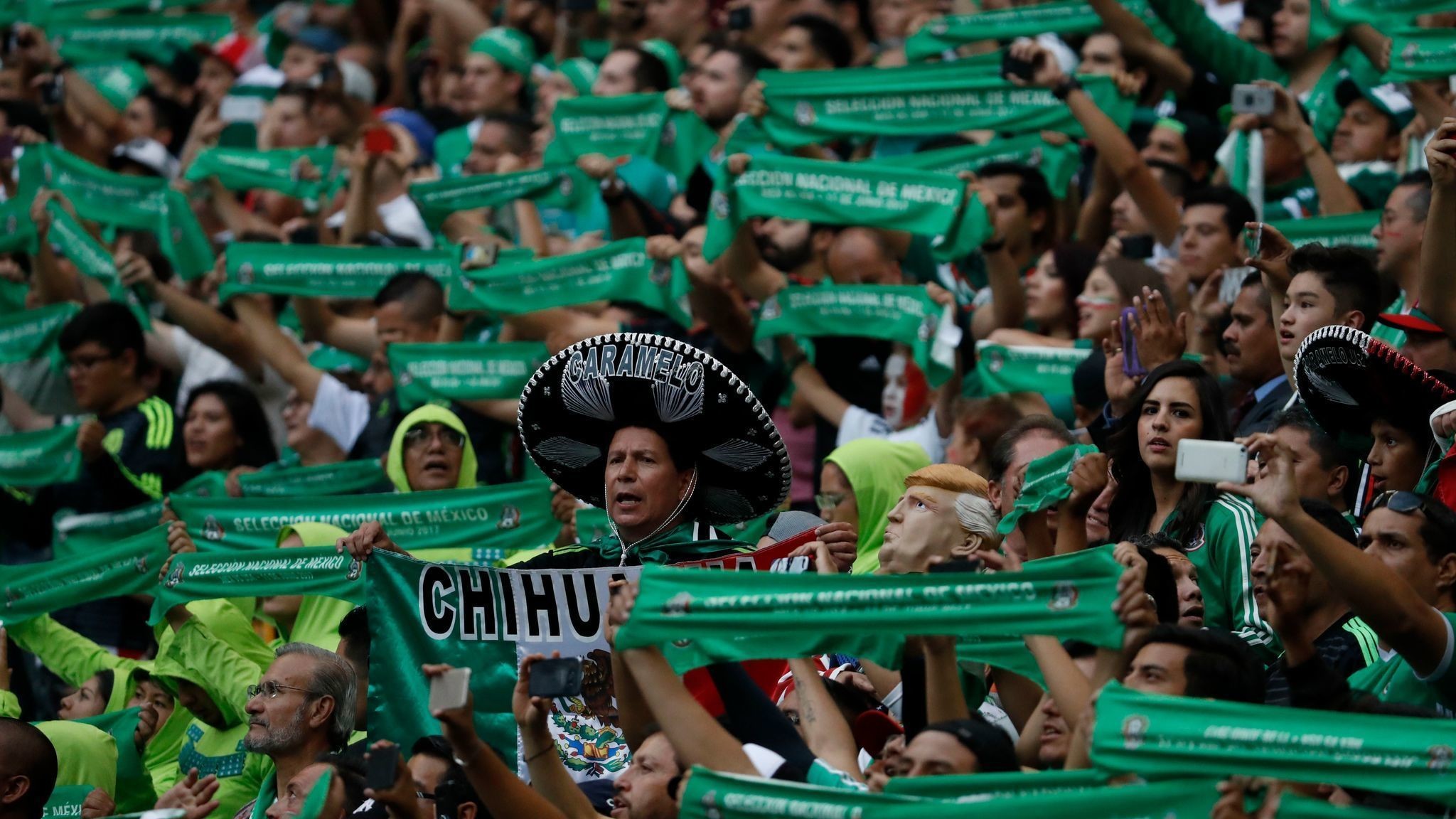 2048x1152 Mexican soccer fans are reluctant to give up a favorite chant — an anti-gay  slur - LA Times
