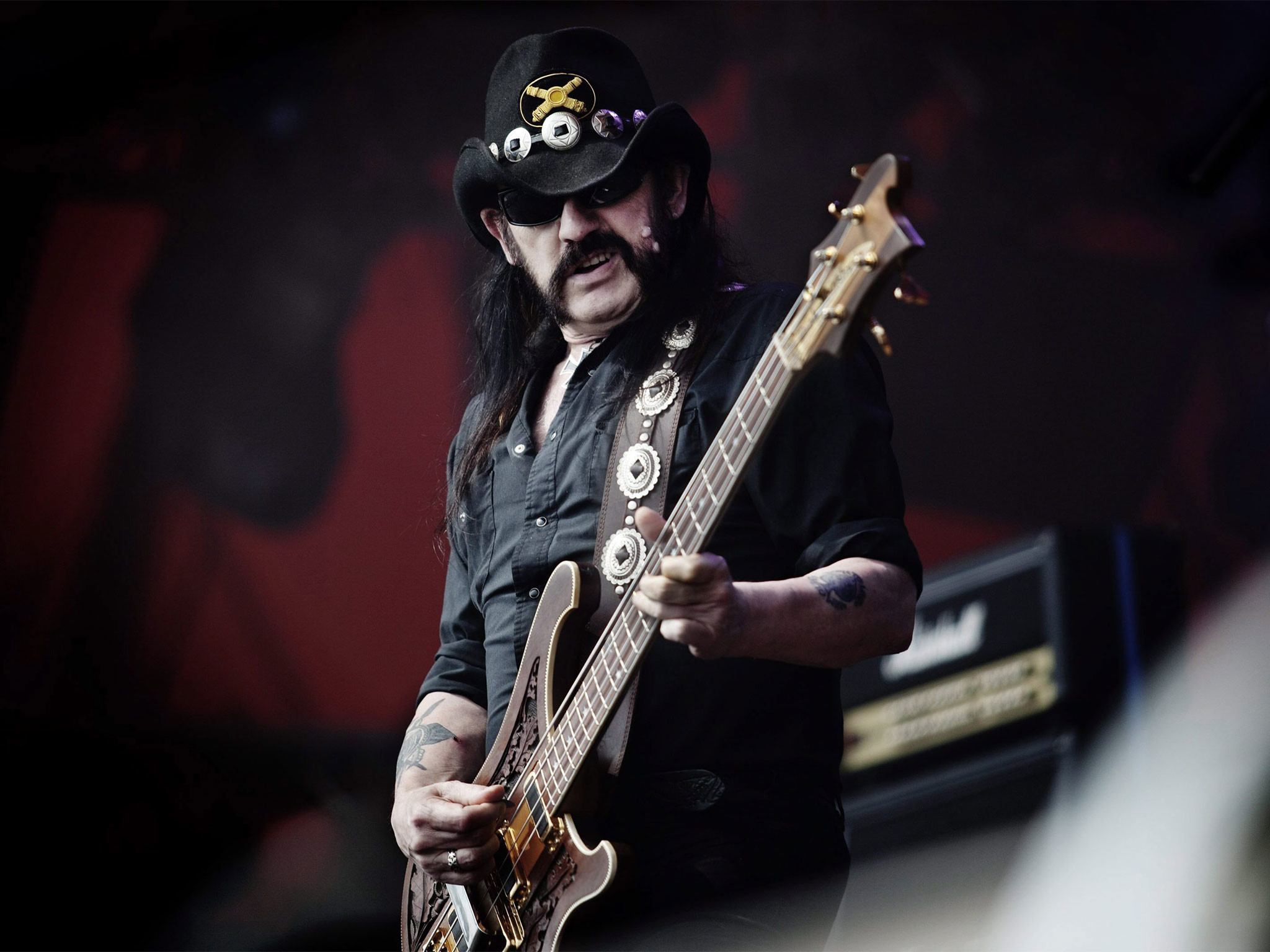 2048x1536 Lemmy dead at 70: The MotÃ¶rhead frontman with 'a voice like shrapnel and a  bass tone to match' | The Independent