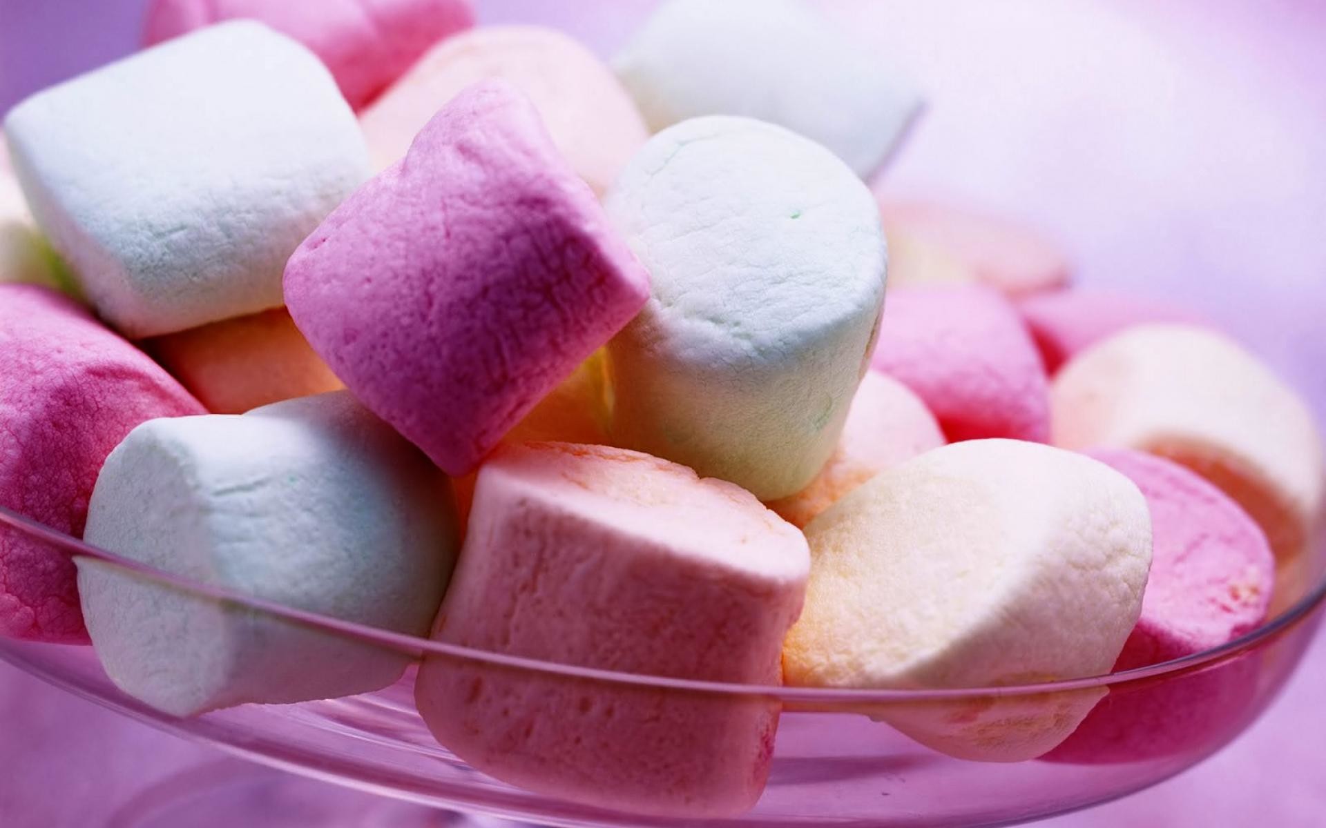 1920x1200 Colored Marshmallows