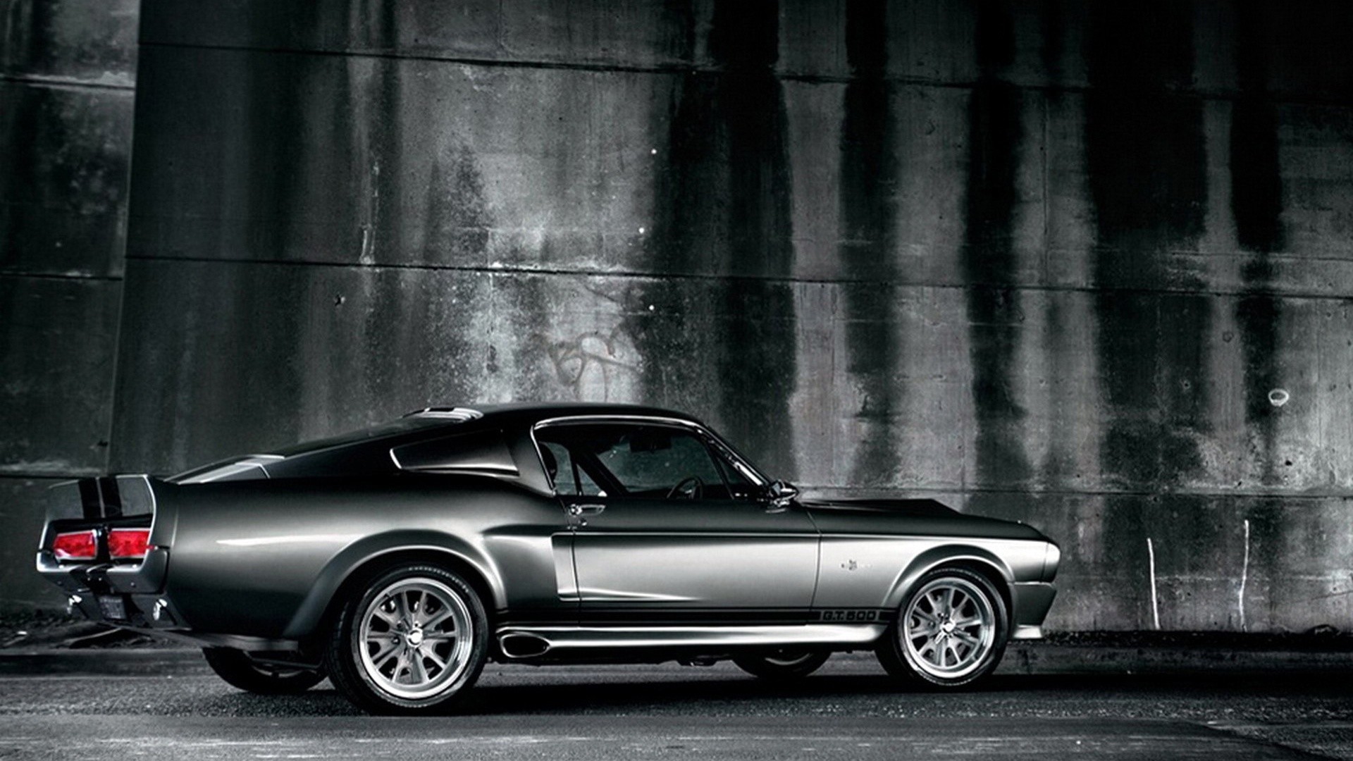1920x1080  Shelby Mustang GT500 in black