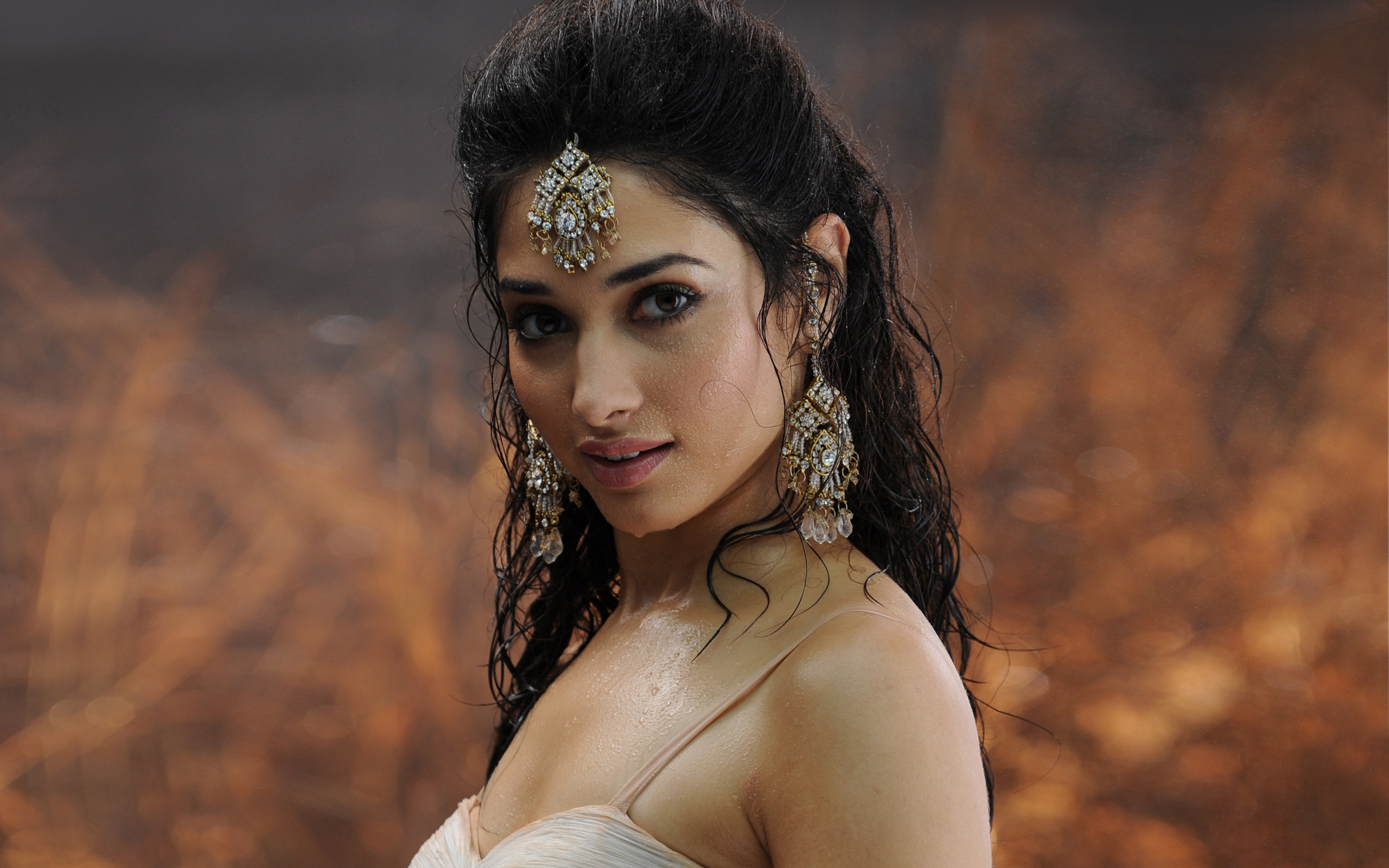 2560x1600 South Indian Actress HD Wallpaper