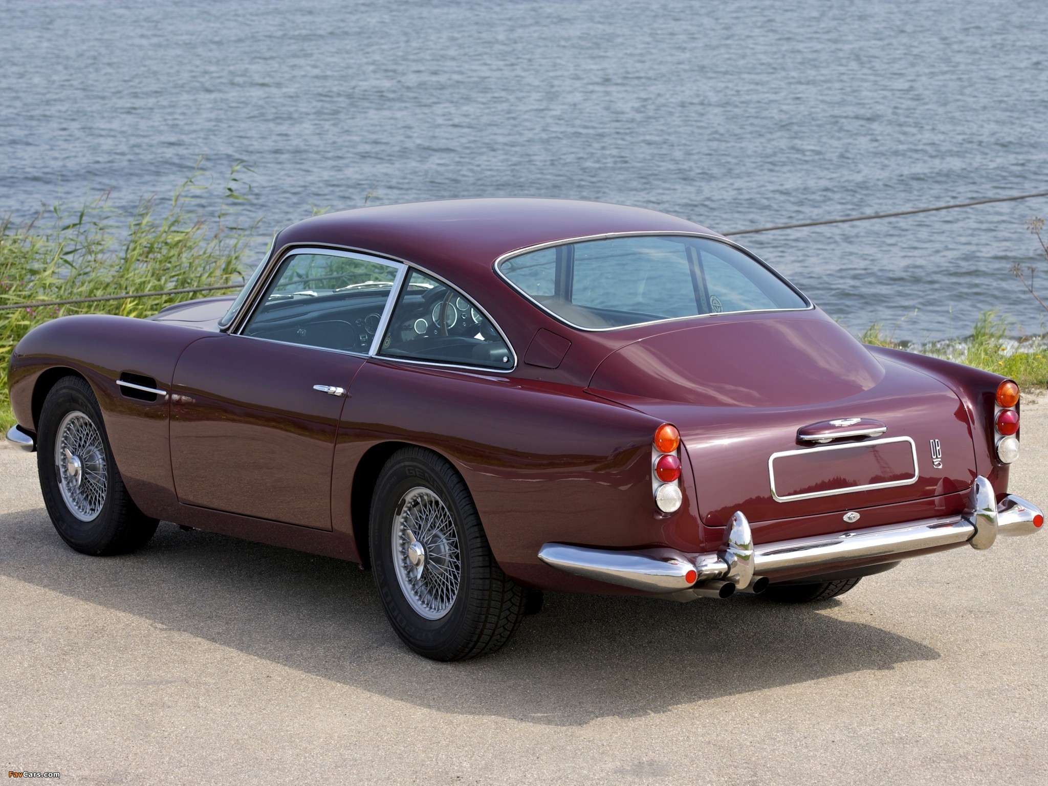 2048x1536 Aston Martin DB5 UK-spec (1963–1965) wallpapers (2048 x 1536