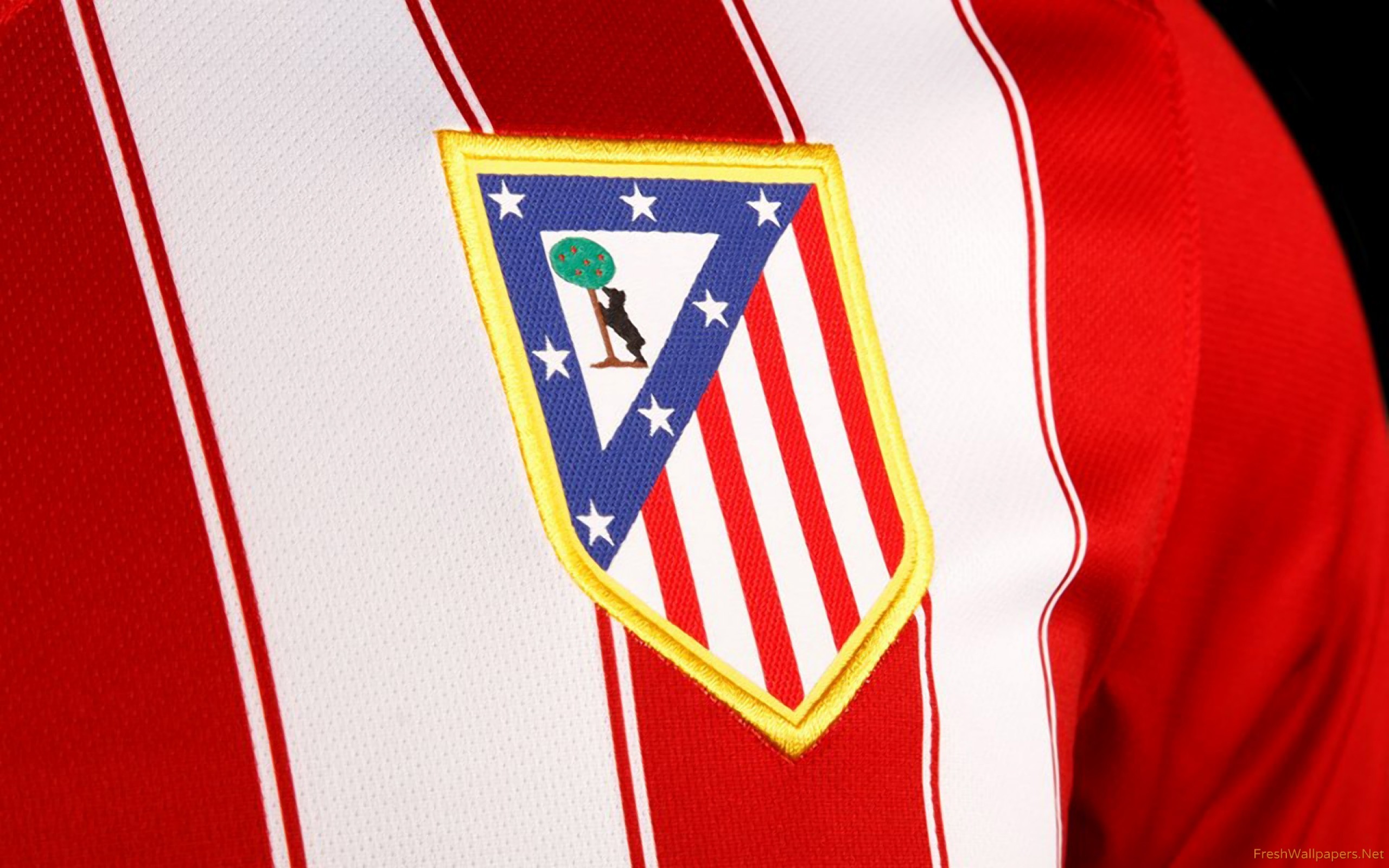 2560x1600 Atletico Madrid 2015-16 Nike Home Jersey Badge wallpaper