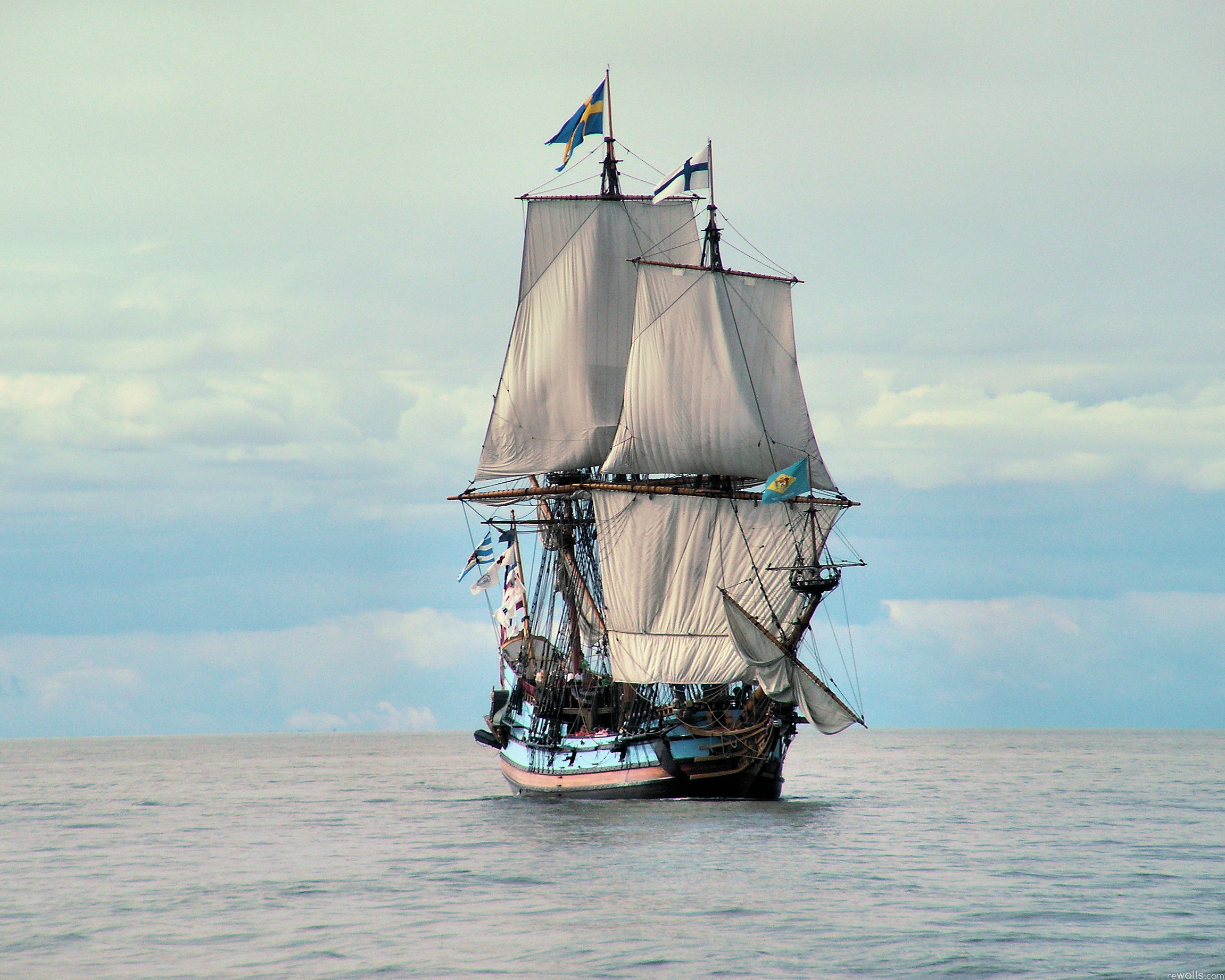 2302x1843 Old Pirate Ships | Download Old pirate ship in the sea wallpaper .