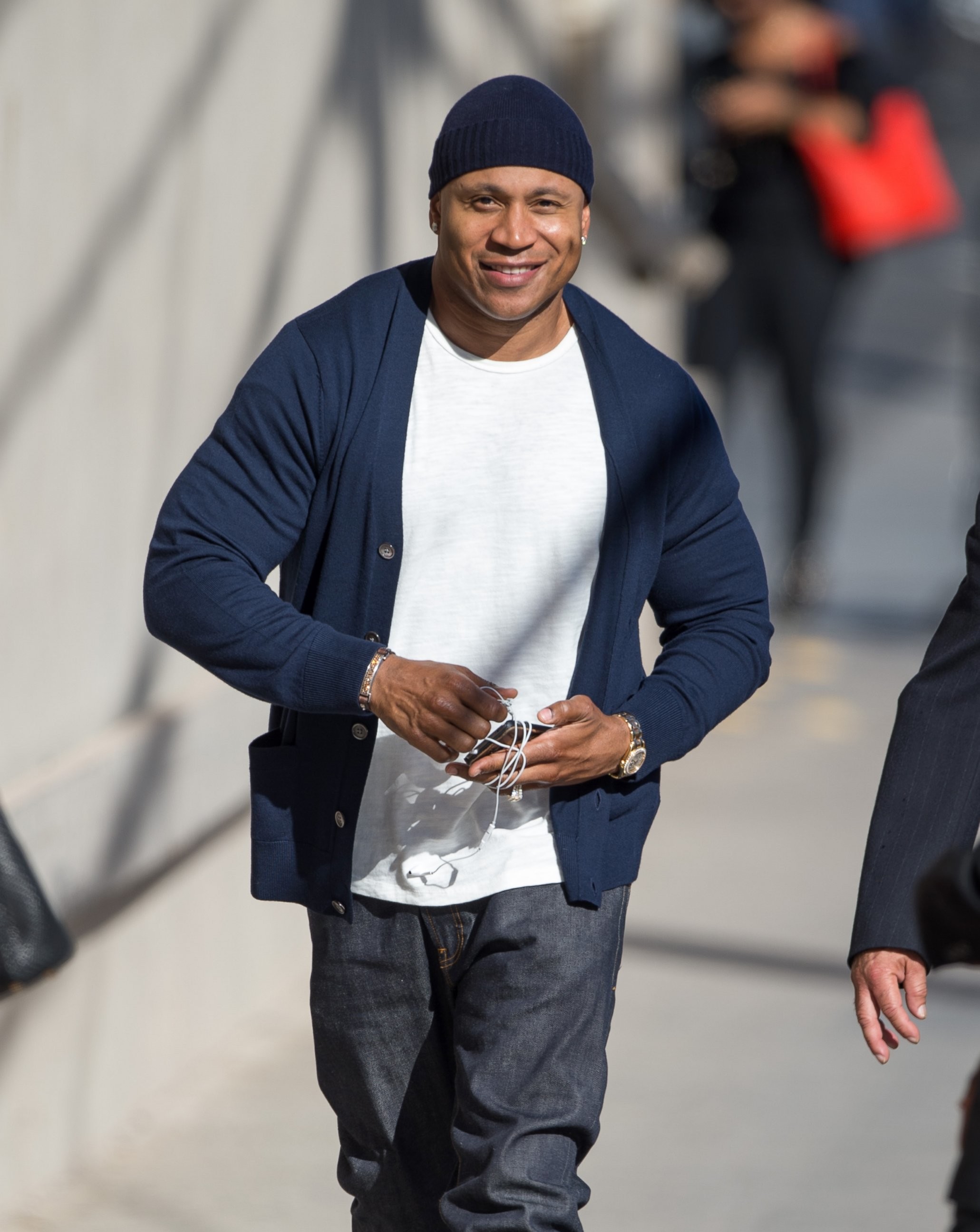 2061x2592 LL Cool J is seen at 'Jimmy Kimmel Live!' on October 01, 2015 in Los  Angeles.