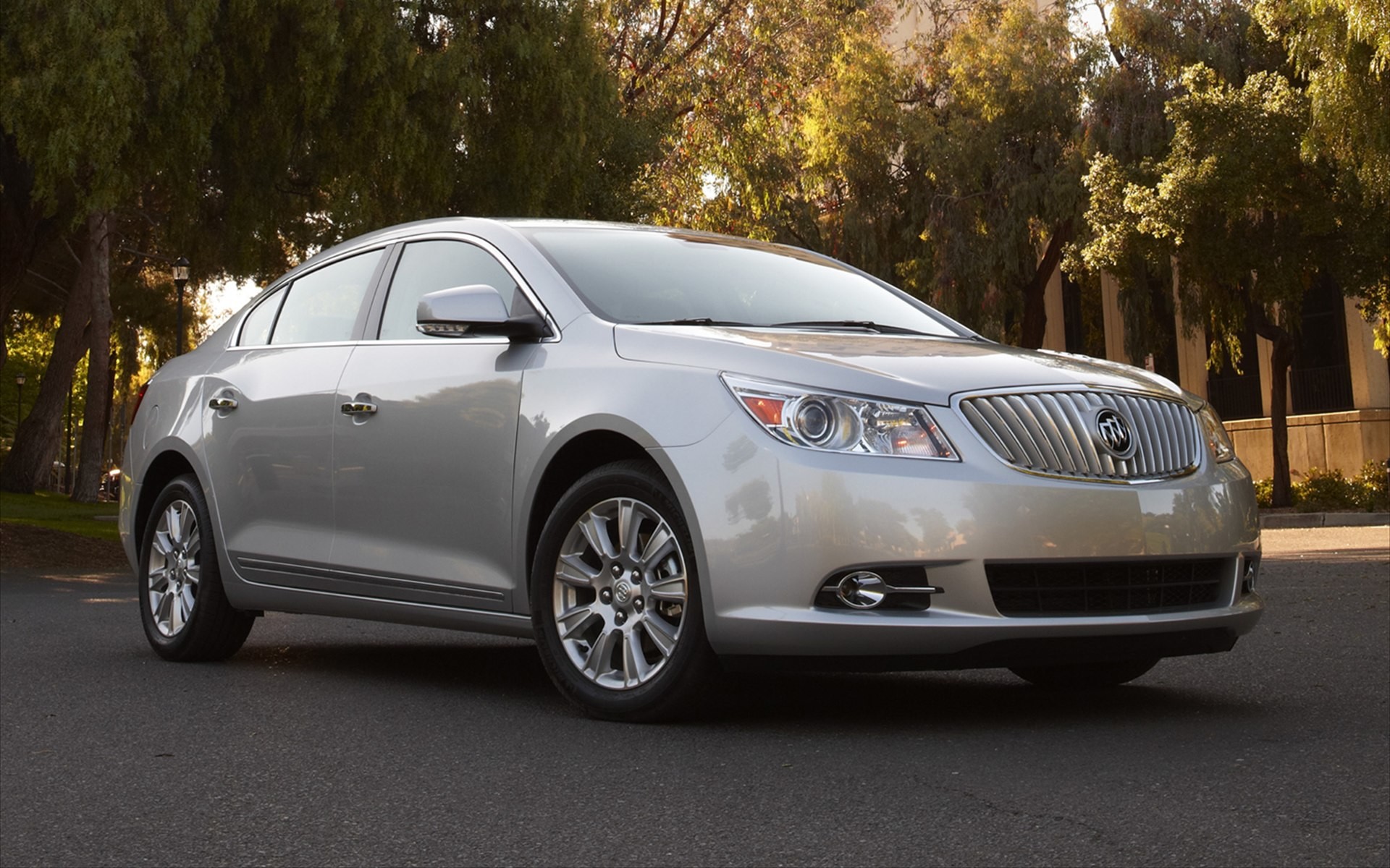 1920x1200 Free Creative Buick Lacrosse Images on your Tablet PC