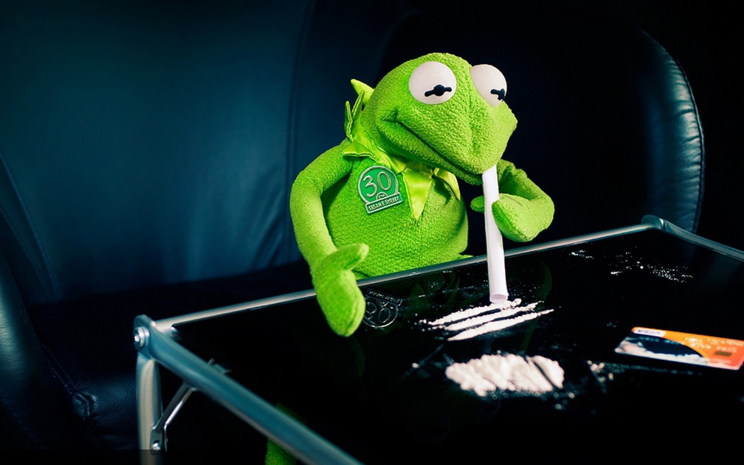 2560x1600 Kermit the frog cocaine 1680 wallpaper