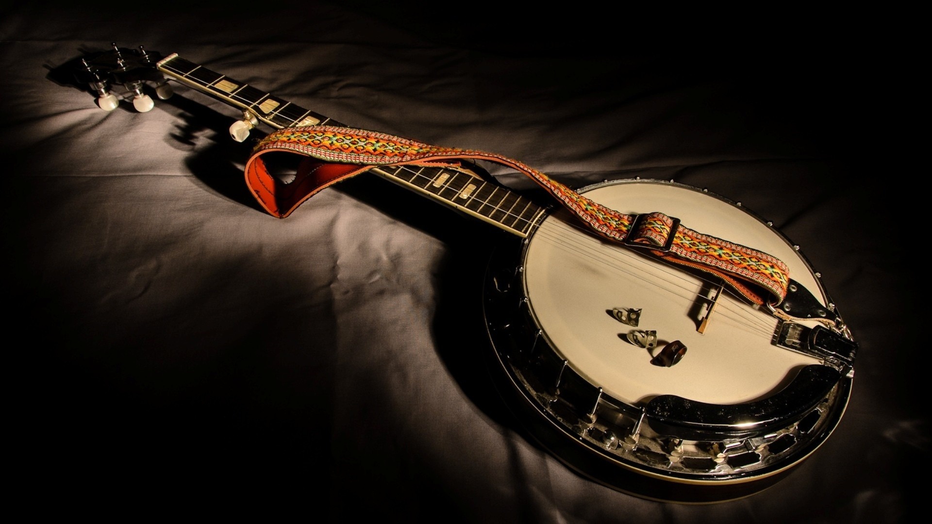 1920x1080 Five-String Banjo