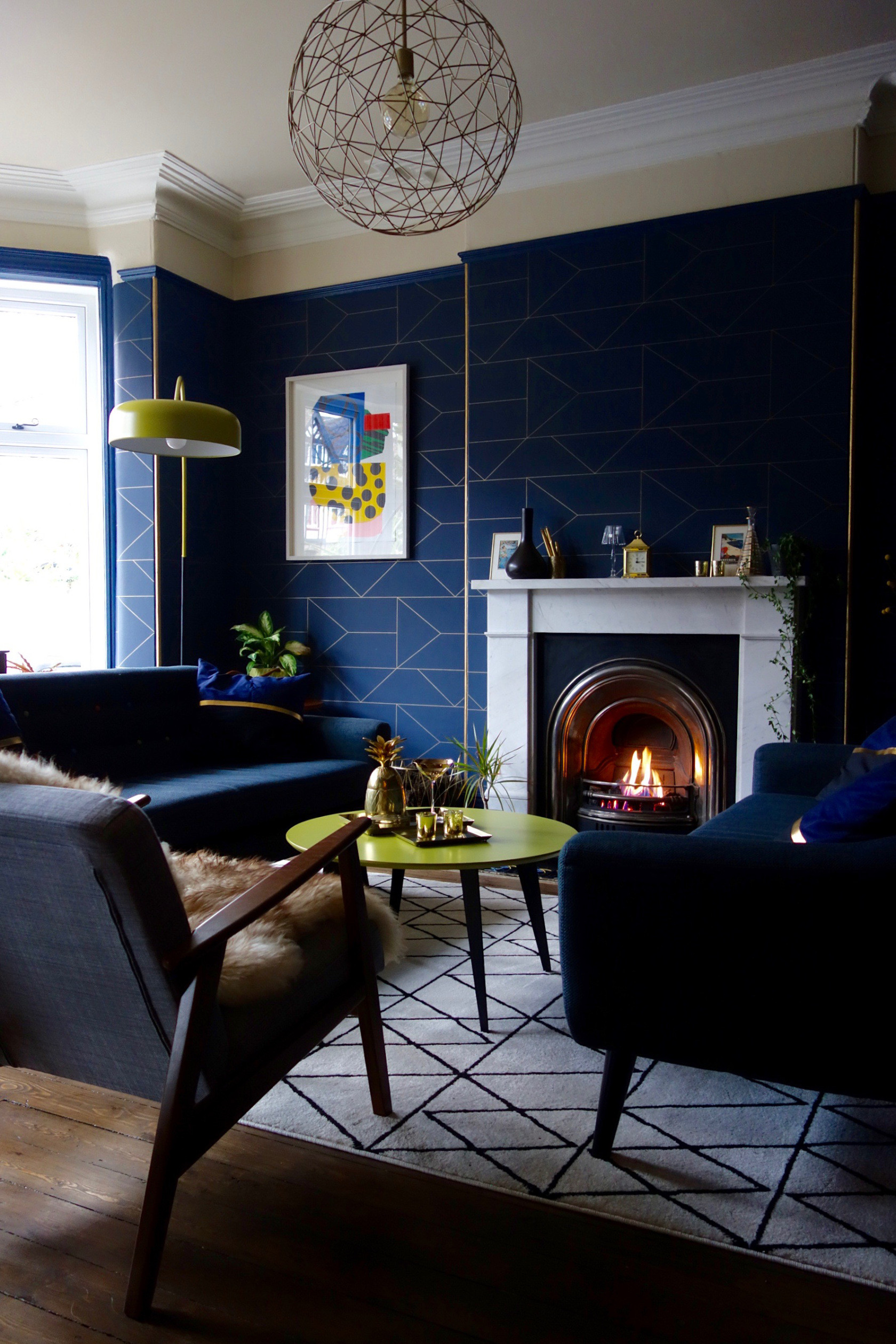 1680x2520 navy blue and gold wallpaper set off this pendant light perfectly image by  Karen Knox