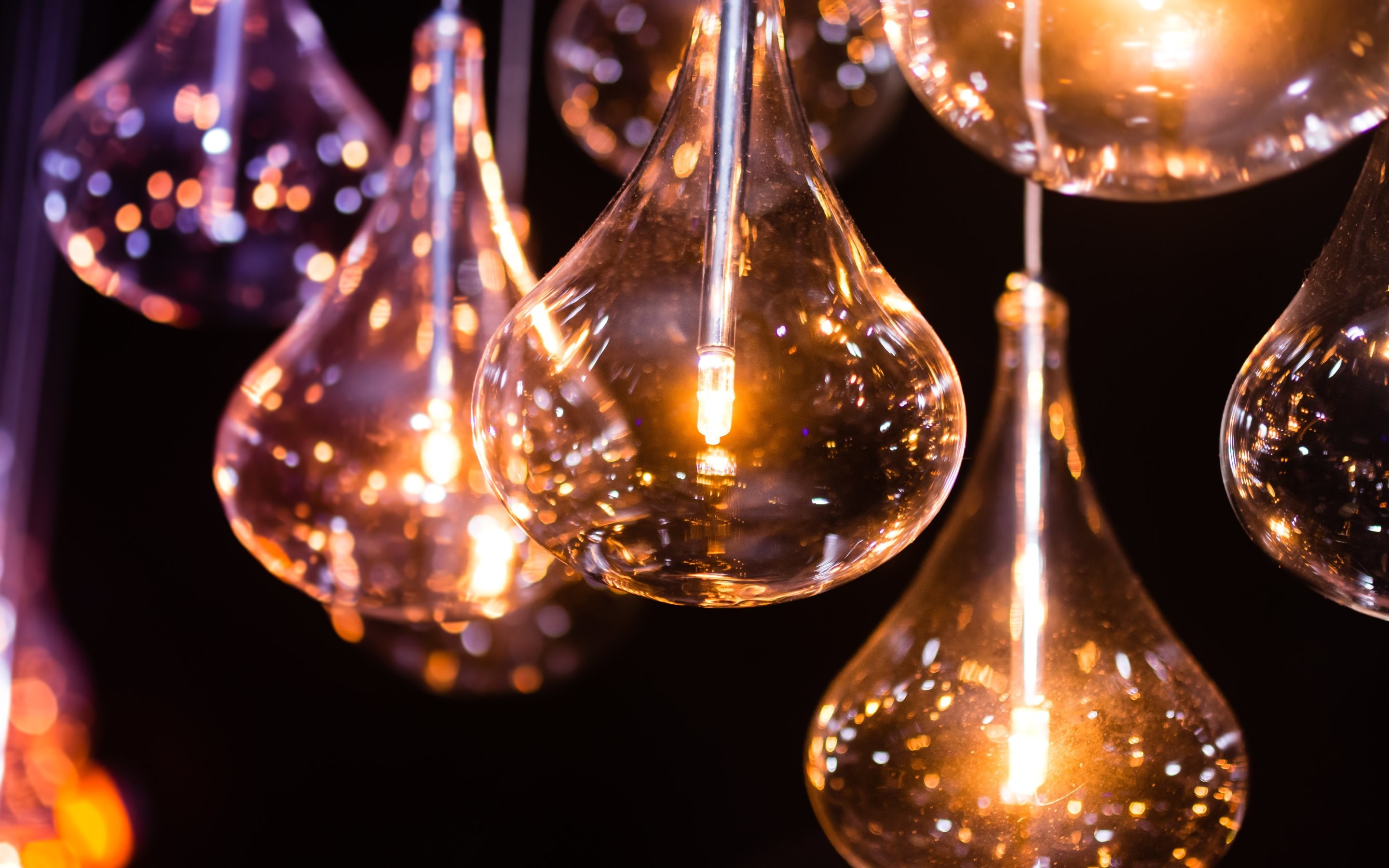 2880x1800 4K HD Wallpaper: Light Bulbs. The Miracle of Electricity
