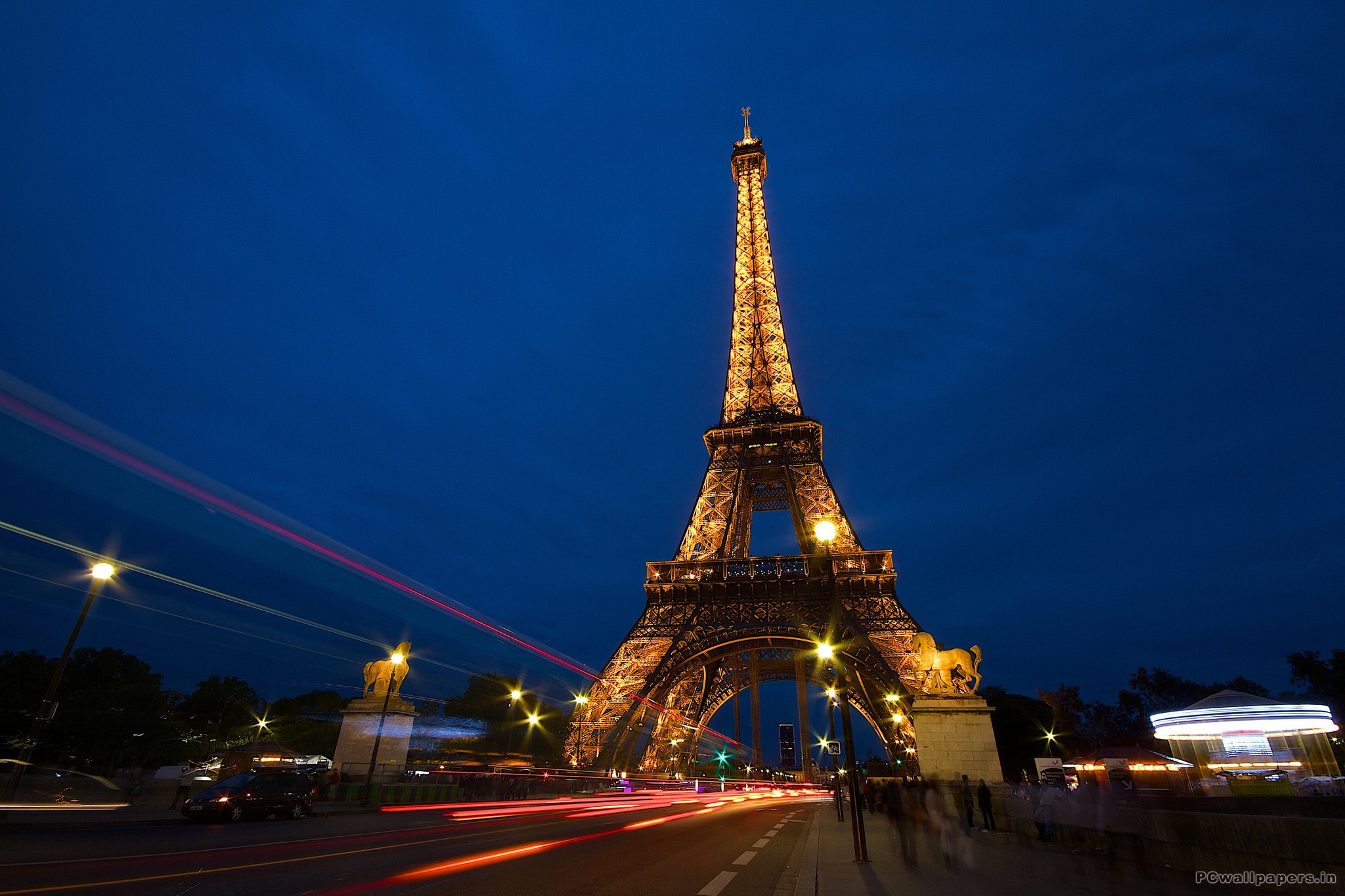2048x1365 Wallpaper Of the Eiffel tower Amazing Eiffel tower Wallpapers at Night