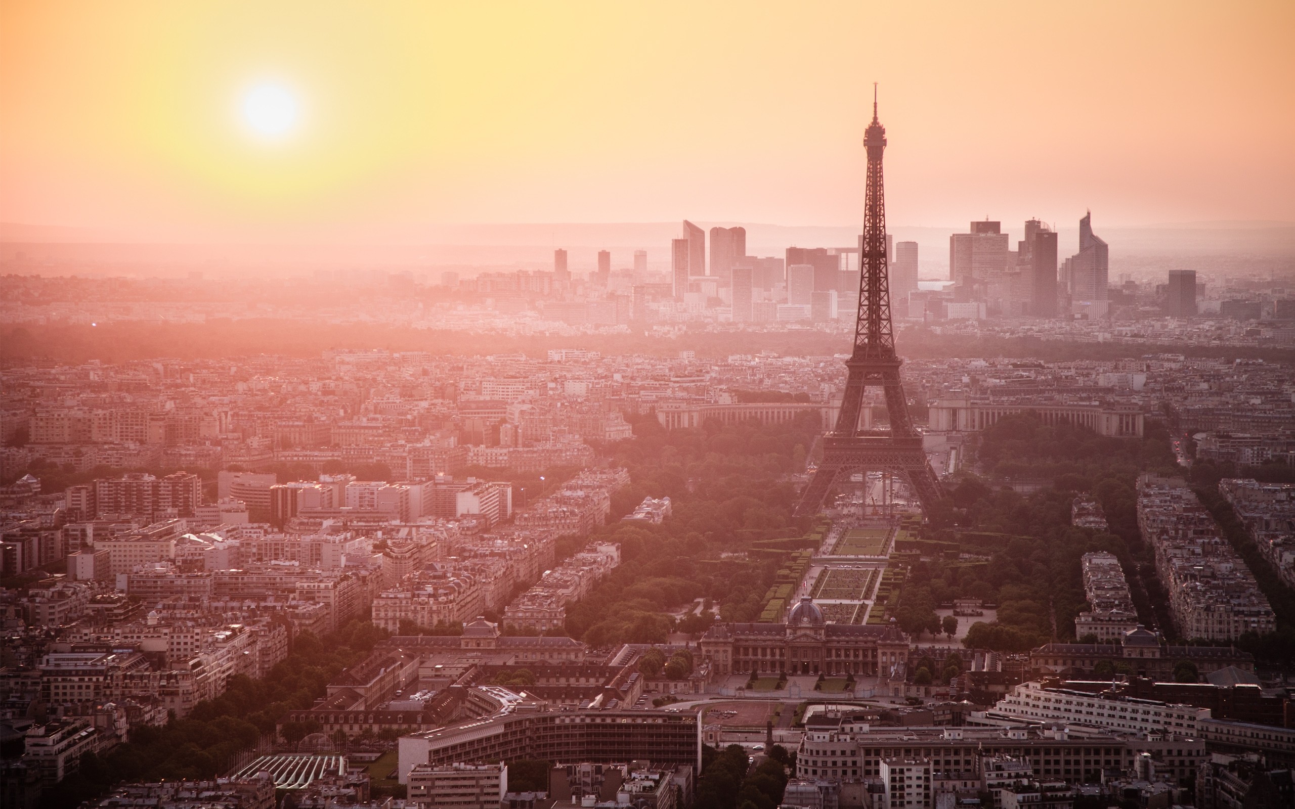 2560x1600 Paris France Eiffel tower Dawn Morning wallpaper