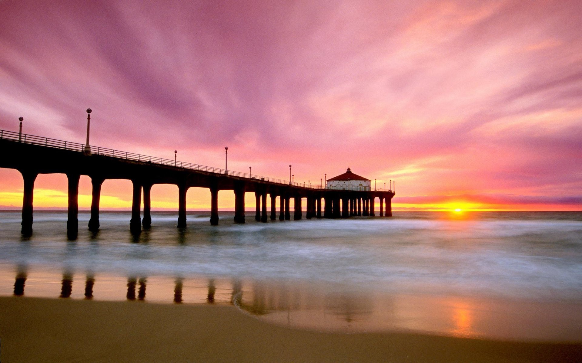 1920x1200 California Sunset At The Pier