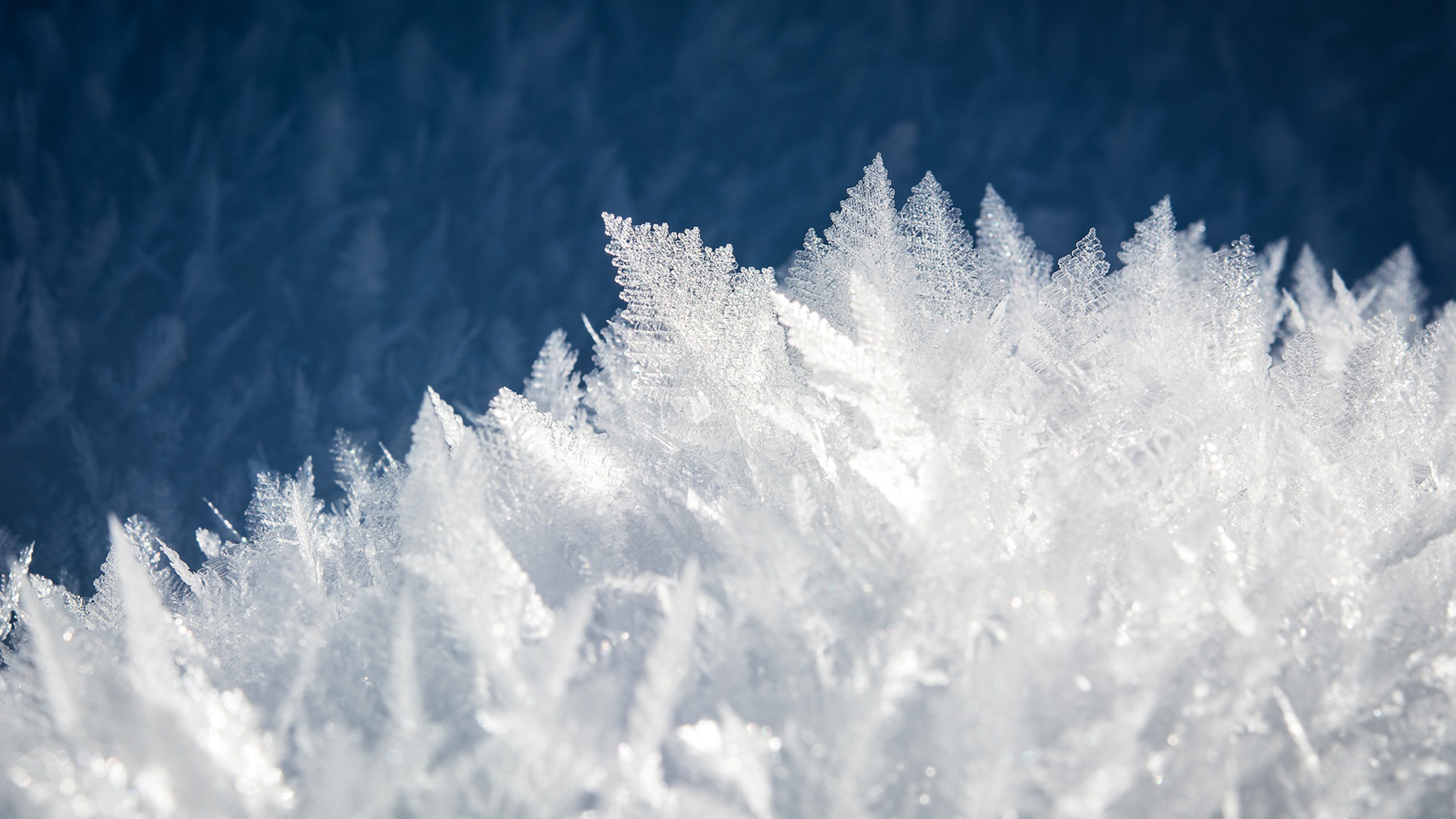 3840x2160 Ice Crystals Chromebook Wallpaper .