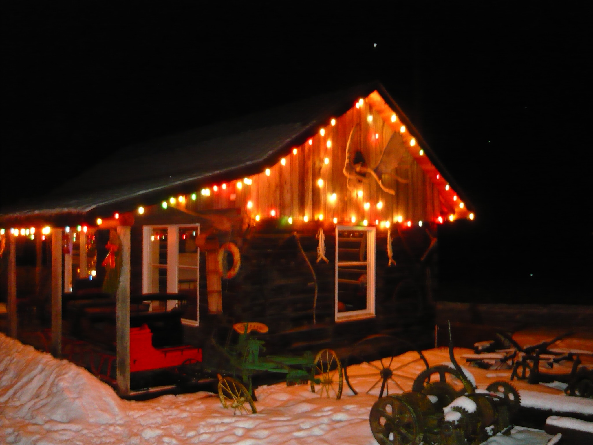 2048x1536 From Up Here Travel Tales Vancouver And Beyond . Log Cabin Christmas ...