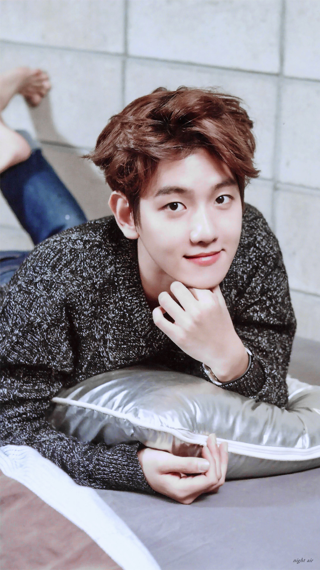 1080x1920 Baekhyun.. it's sexy that he's lying on a bed of course, but I