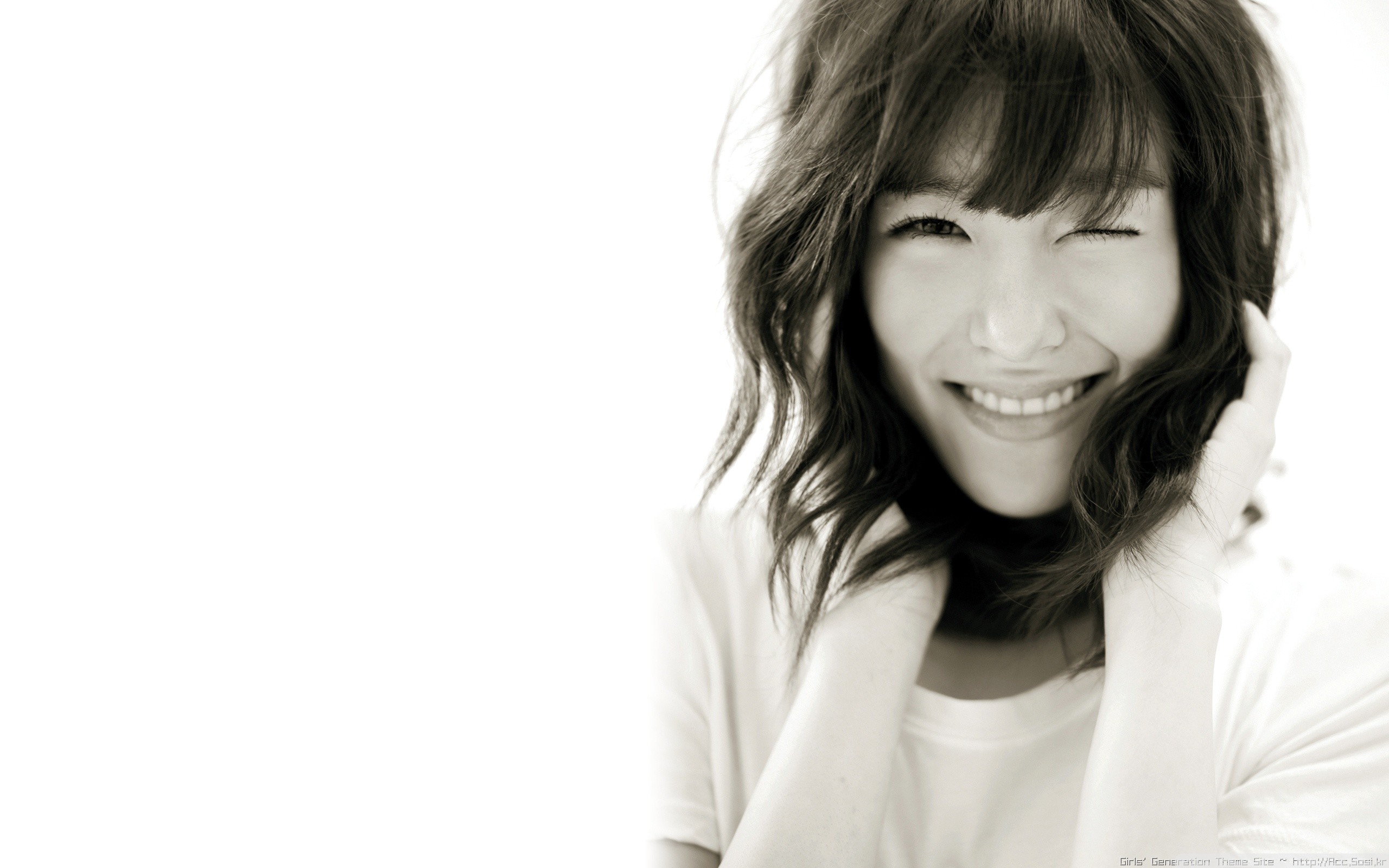 2560x1600 SNSD Tiffany HD Wide Wallpaper for Widescreen