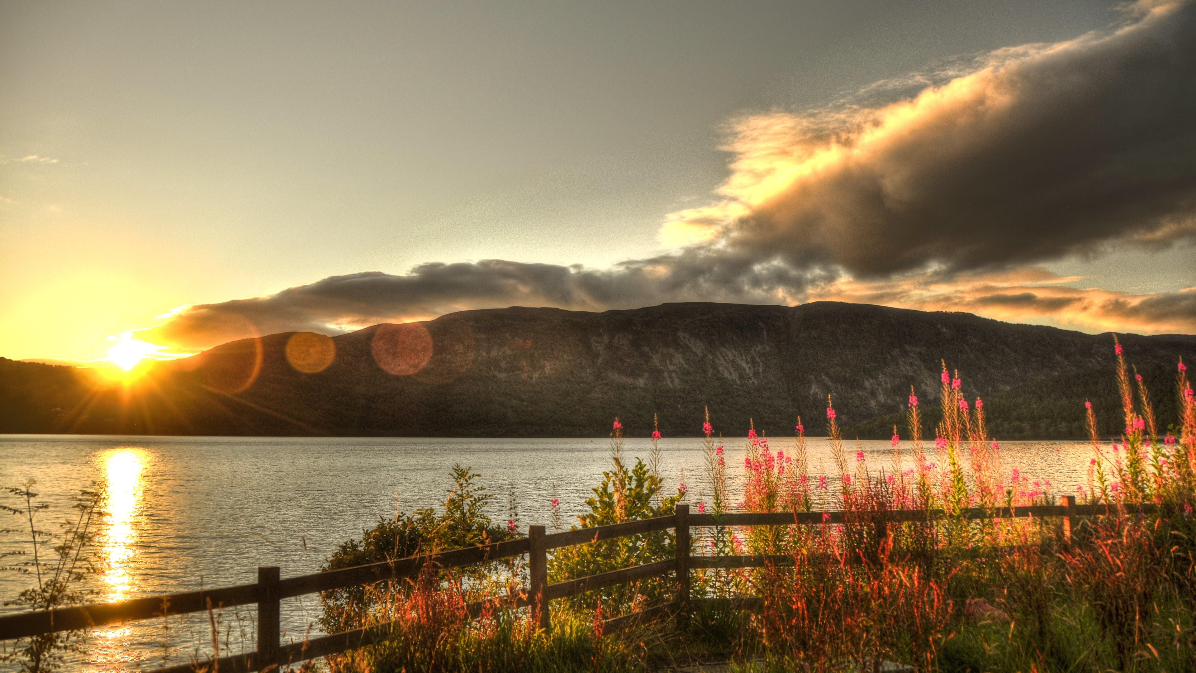 3840x2160 Wallpaper: Sunset over the Loch Ness Lake. Ultra HD 4K 