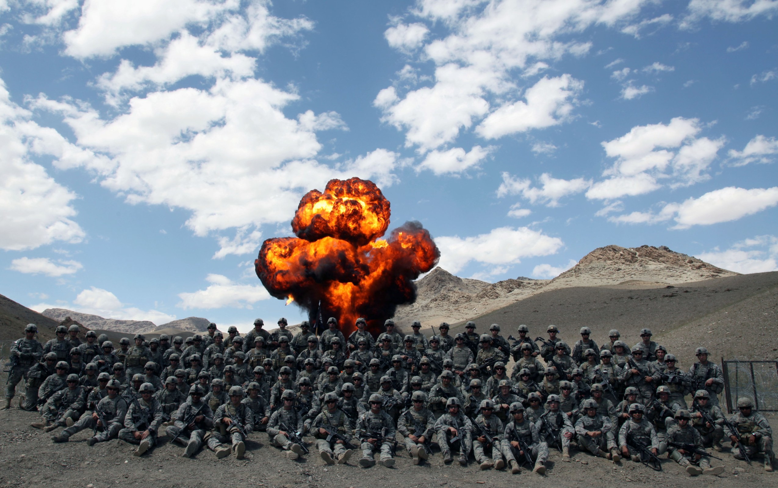 2550x1600 Army Explosion In Afghanistan | 2550 x 1600 ...