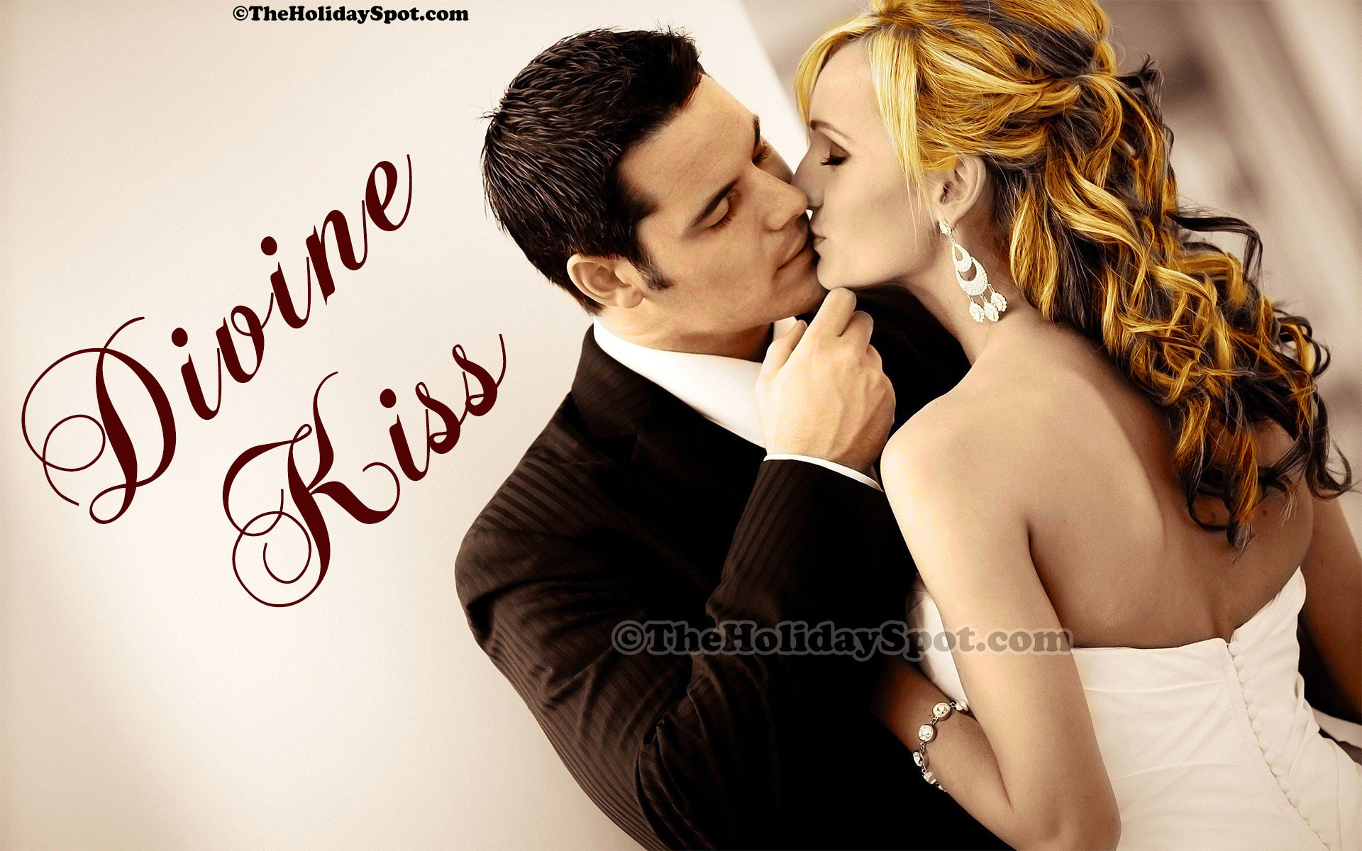 1920x1200 HD Valentine wallpaper of couple kissing each other