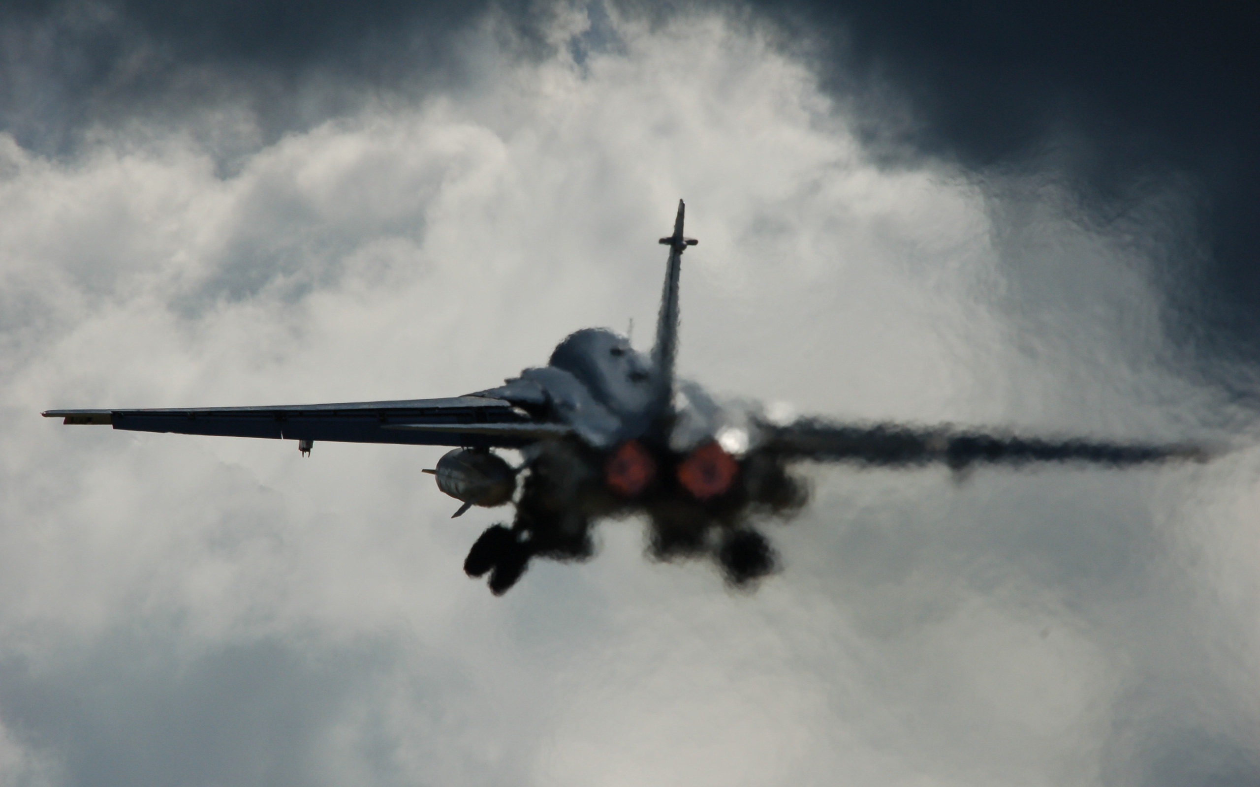 2560x1600 Su 24 Jet Fighter Wallpapers | Pictures