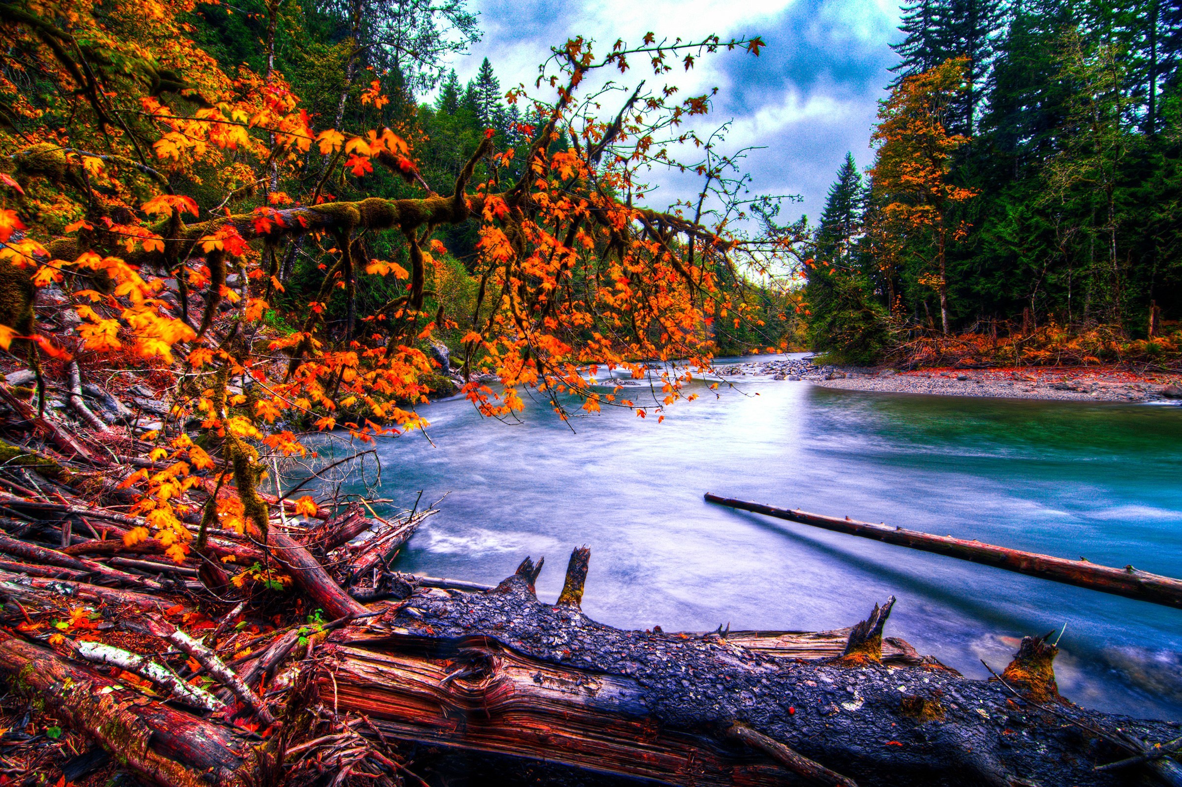 2400x1599 Snoqualmie River Washington River Forest Autumn Landscape