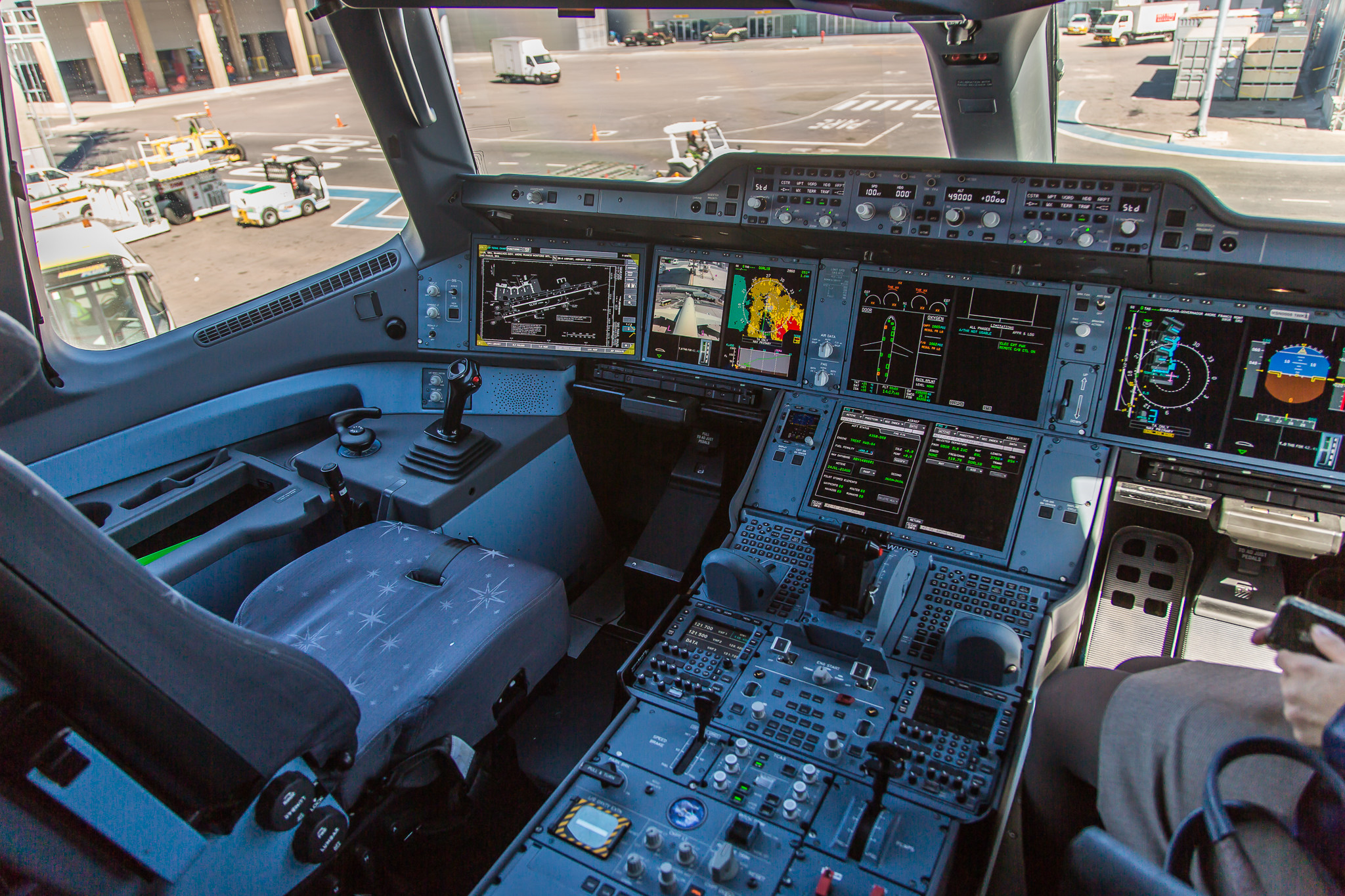 2048x1365 Airbus A350 XWB Cockpit ...
