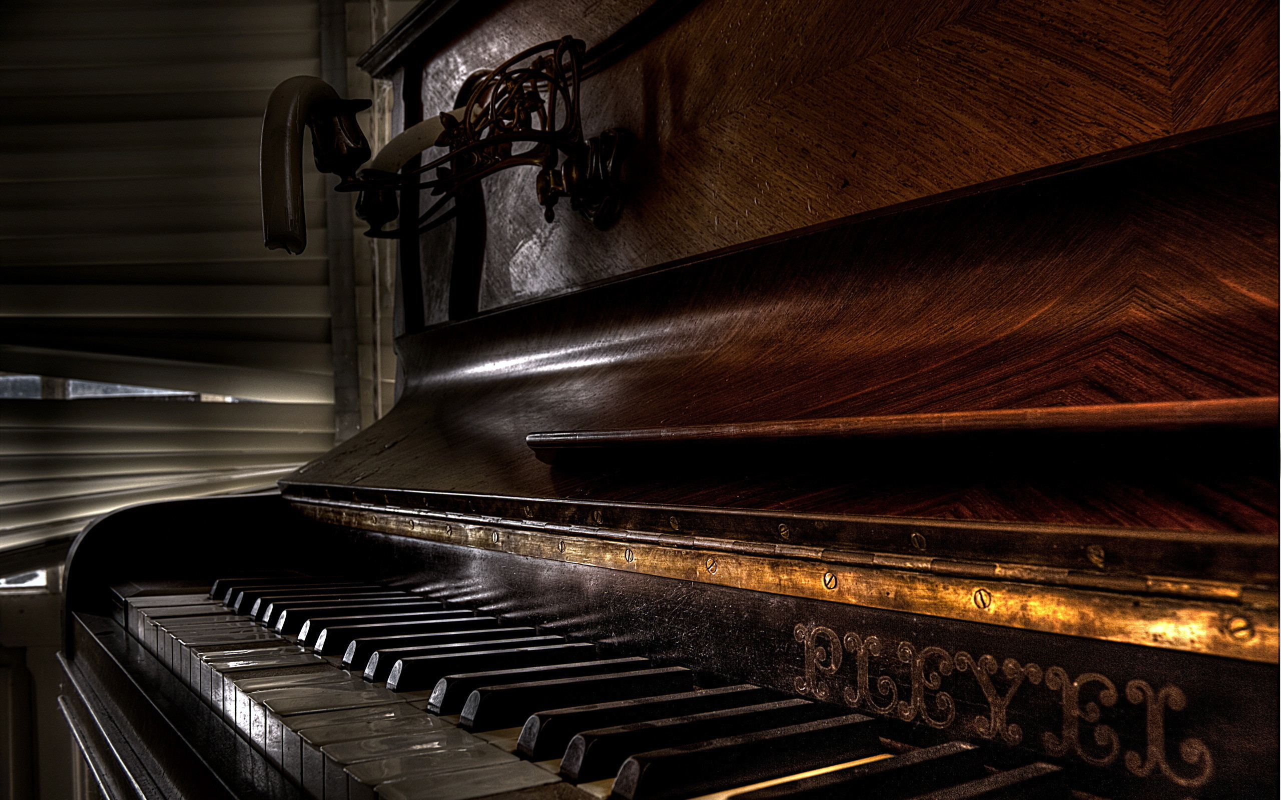 2560x1600 Piano Pictures HD Free Download Piano Images Wallpapers